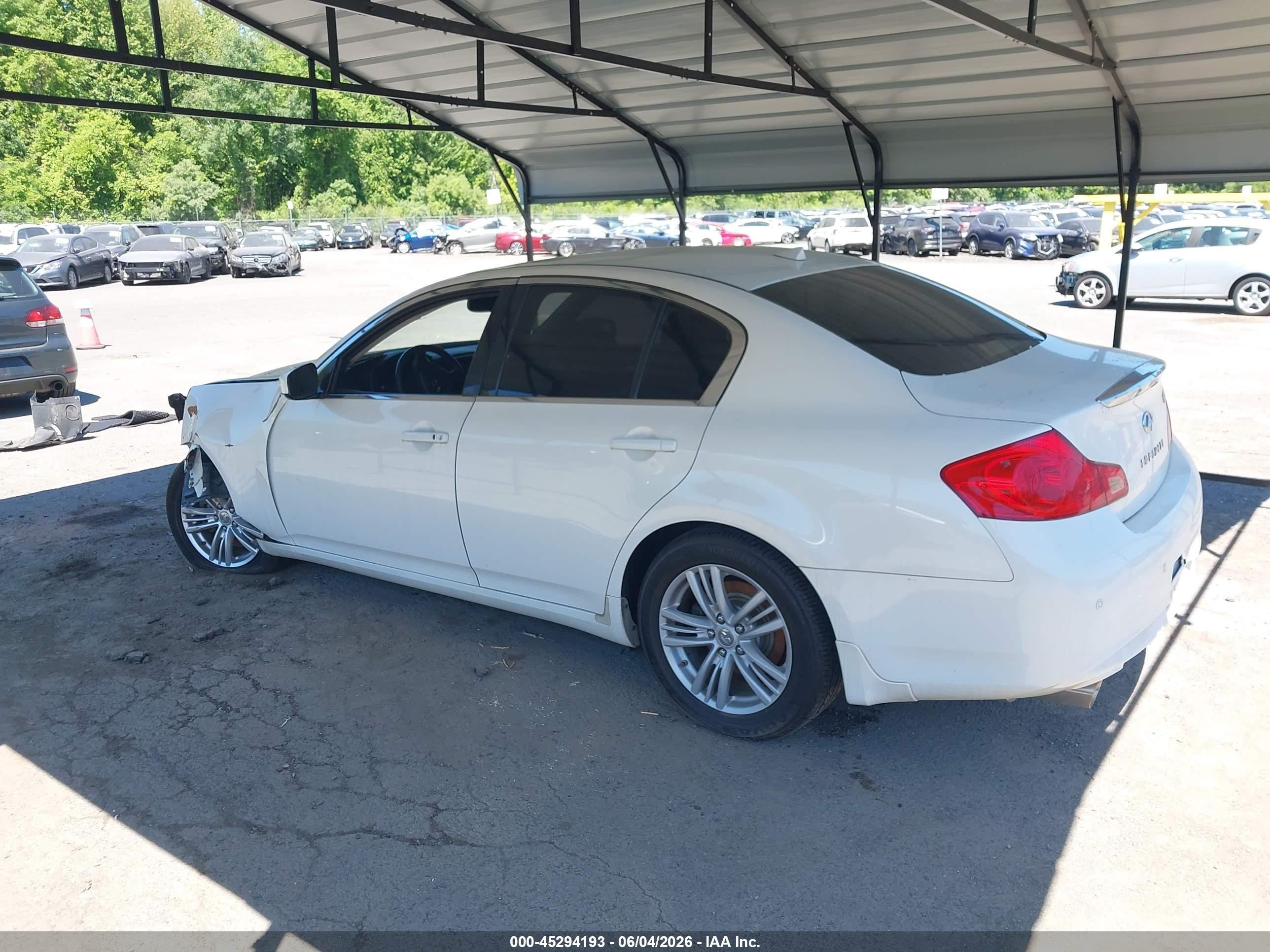 2012 Infiniti G37x   White vin: JN1CV6AR4CM973042