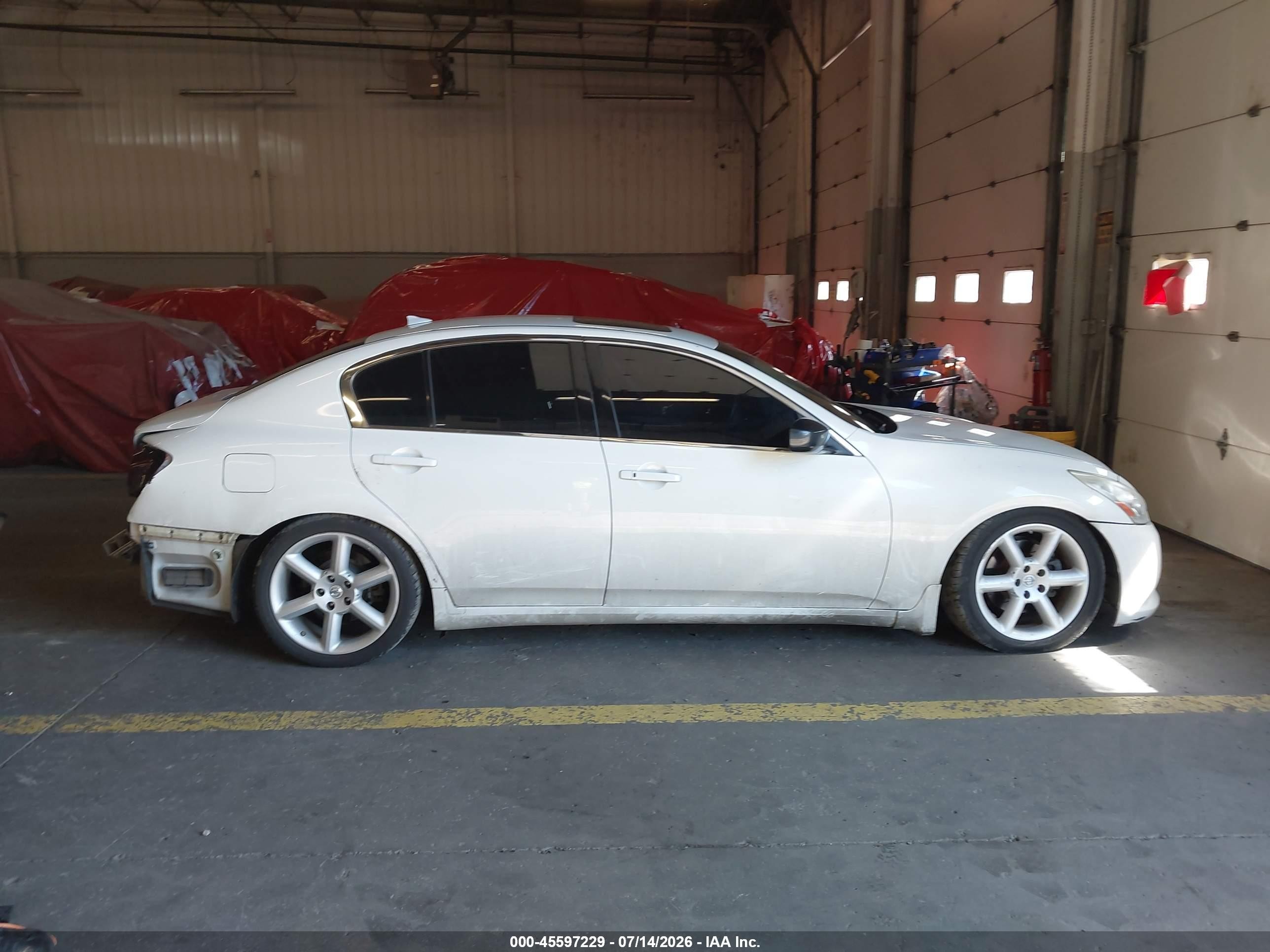 2012 Infiniti G37x   White vin: JN1CV6AR4CM975292
