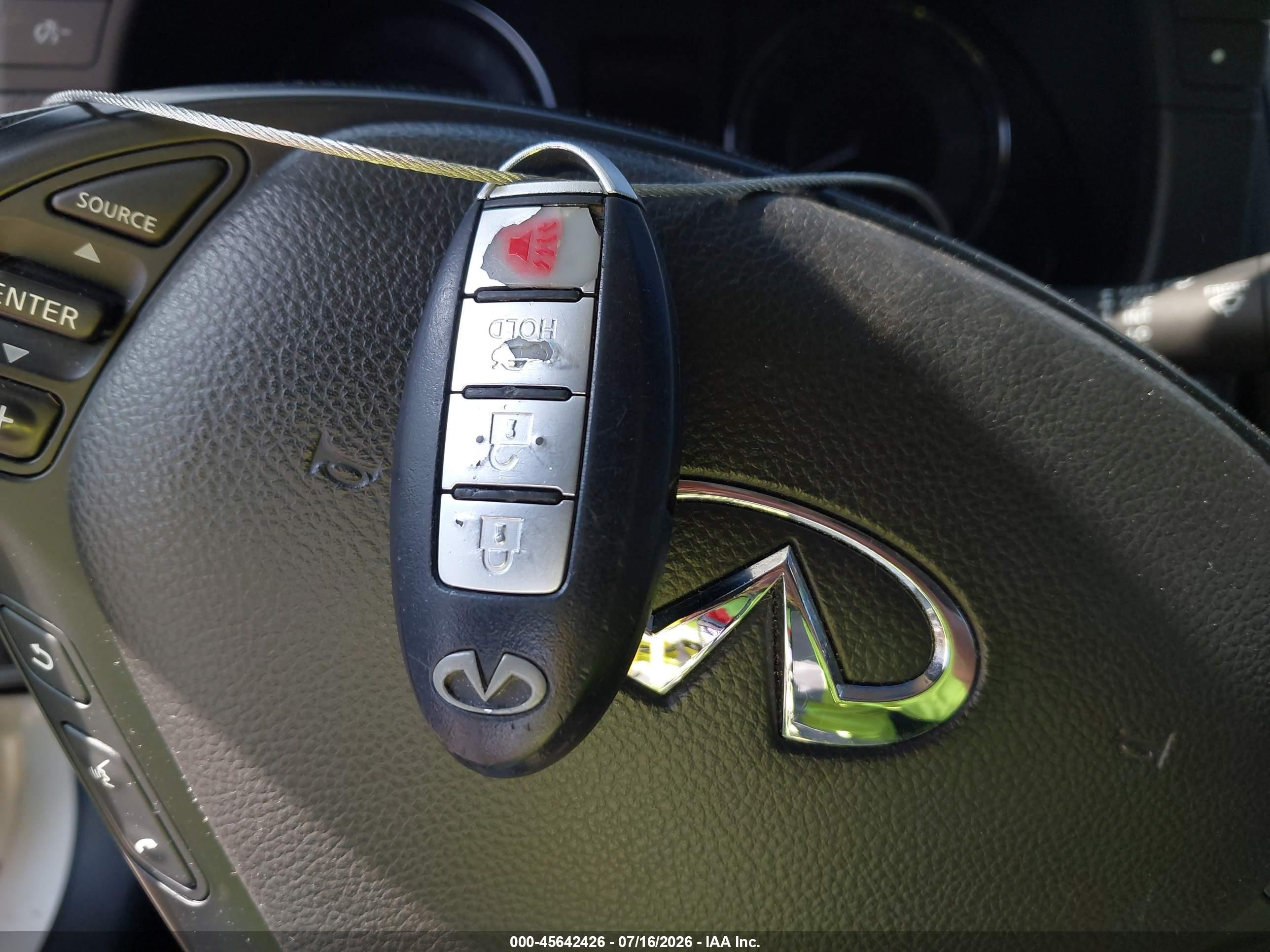 2013 Infiniti G37x   White vin: JN1CV6AR4DM353907