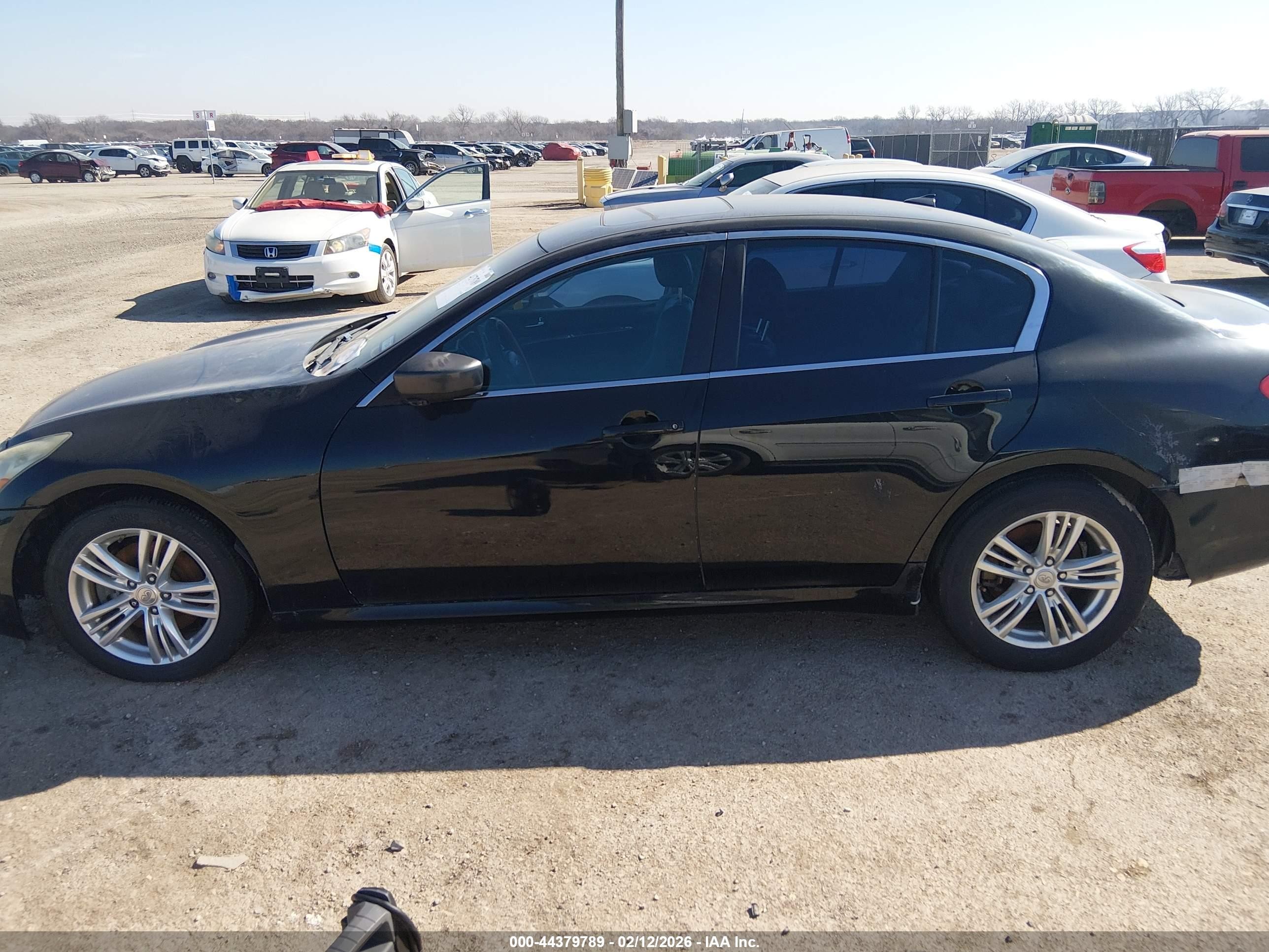 2013 Infiniti G37x   Black vin: JN1CV6AR4DM758438