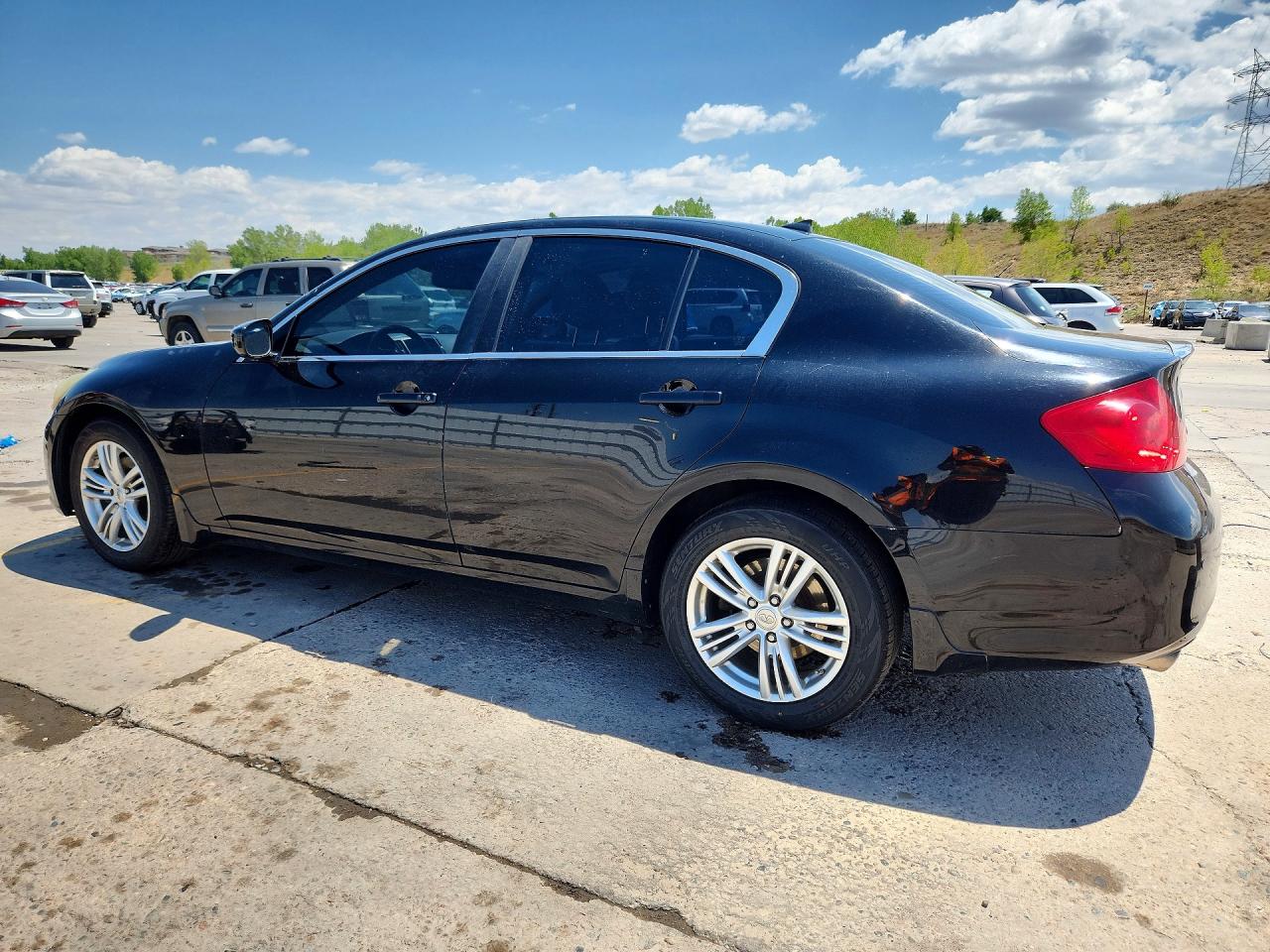 2013 Infiniti G37 Sedan X Черный vin: JN1CV6AR4DM758794