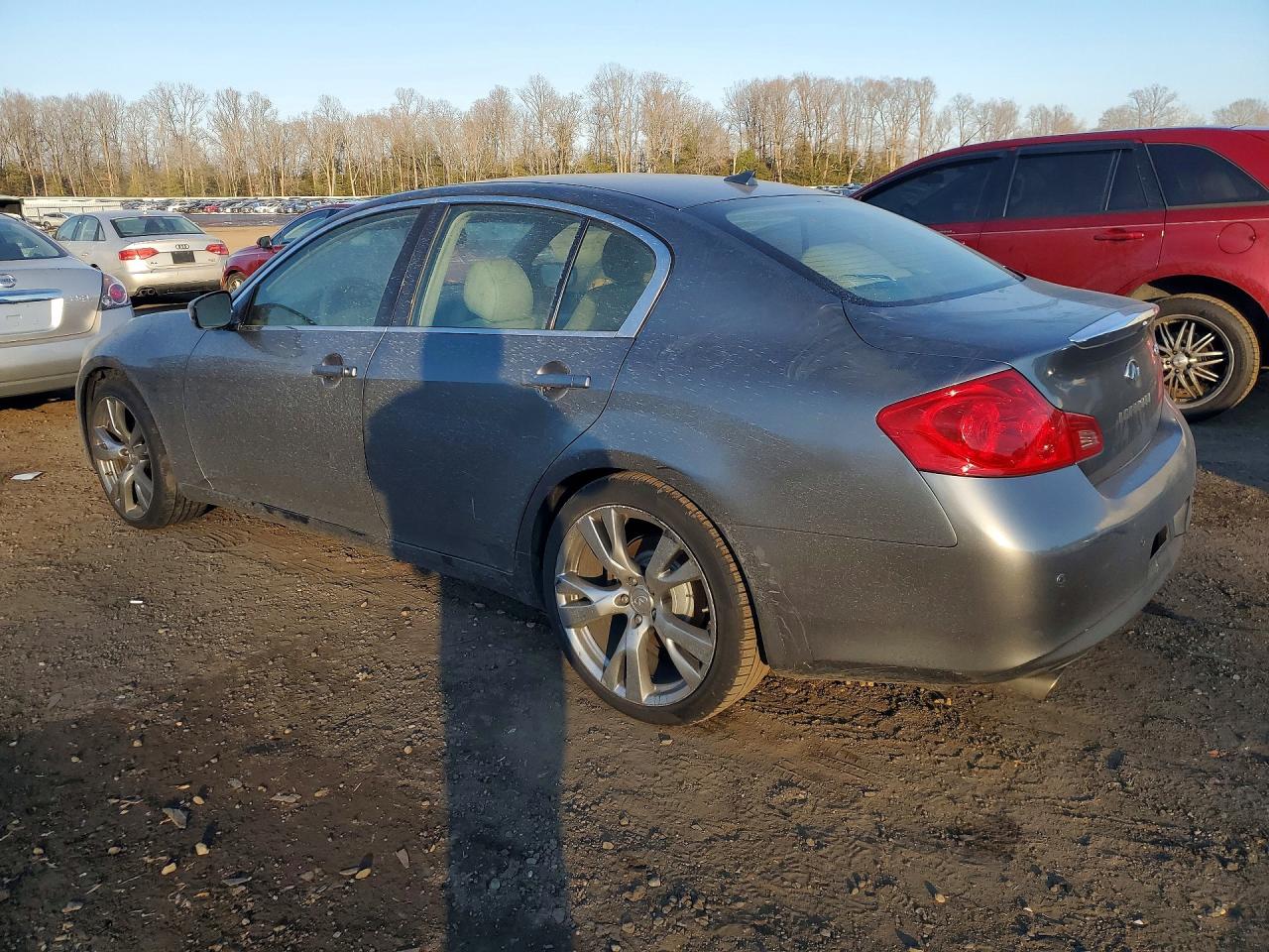 2013 Infiniti G37 Silver vin: JN1CV6AR4DM766104