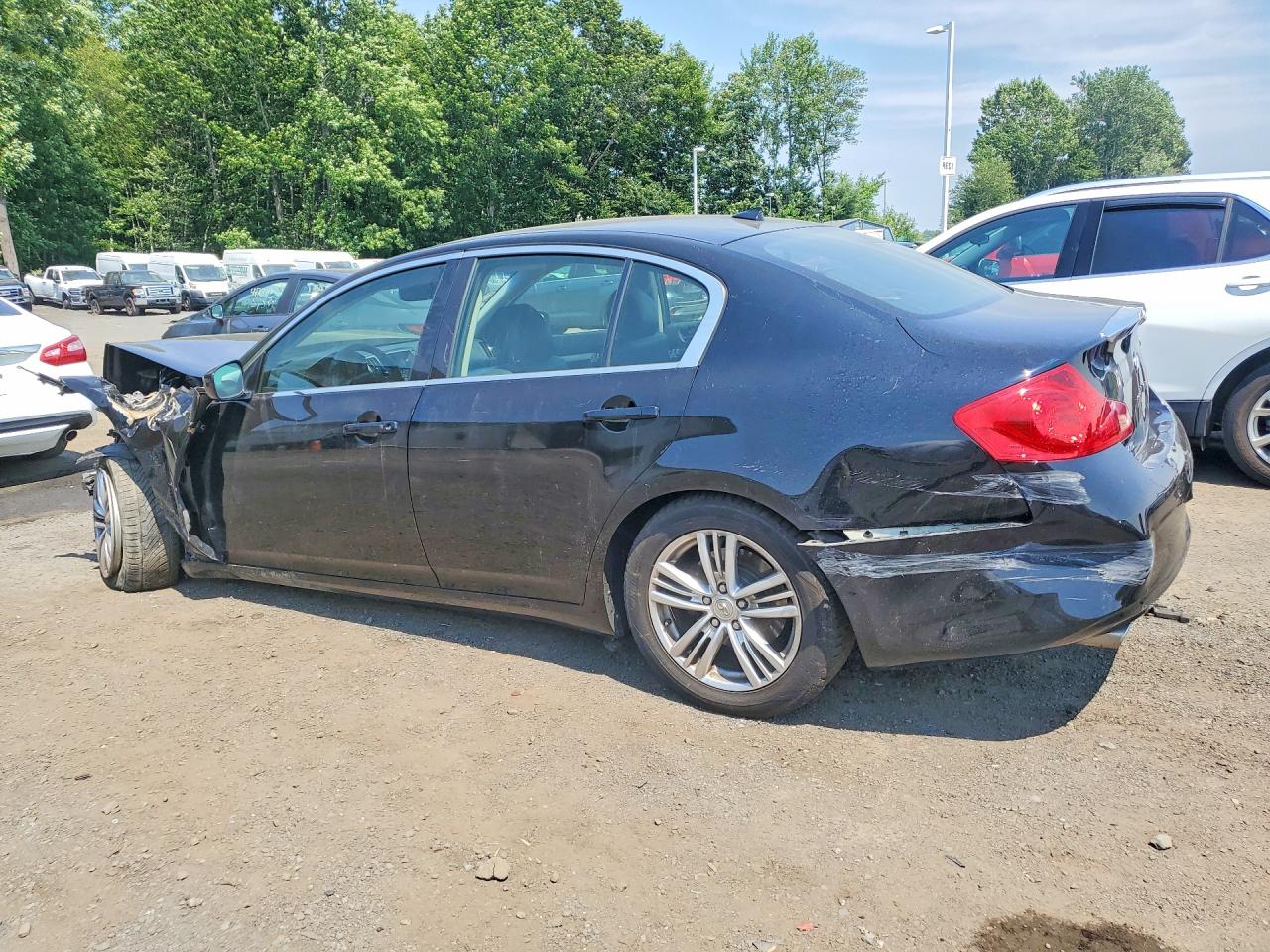 2015 Infiniti Q40 Base Black vin: JN1CV6AR4FM521760
