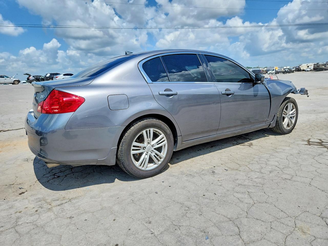 2015 Infiniti Q40 Base Gray vin: JN1CV6AR4FM523301
