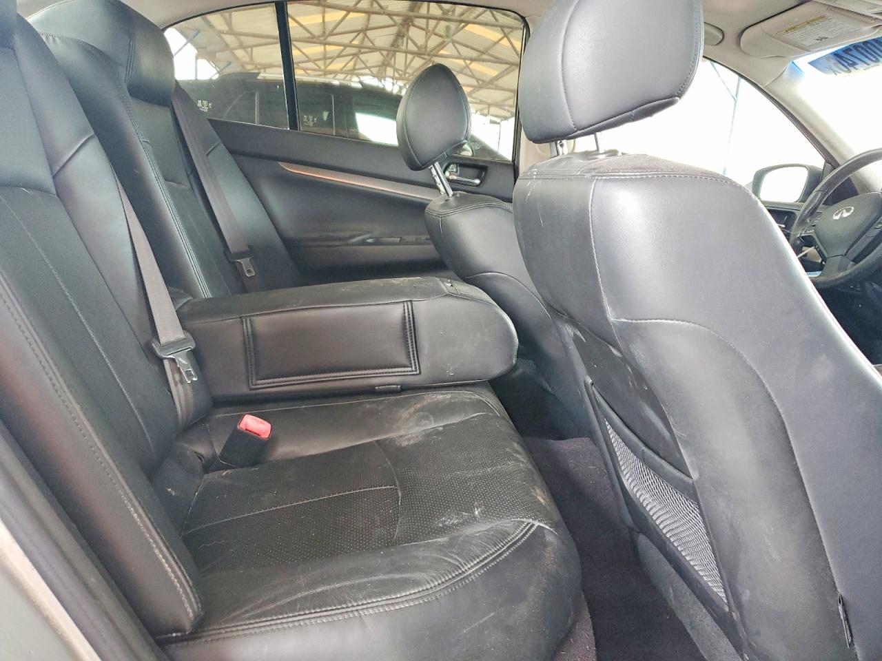 2010 Infiniti G37 Sedan X Silver vin: JN1CV6AR5AM253276