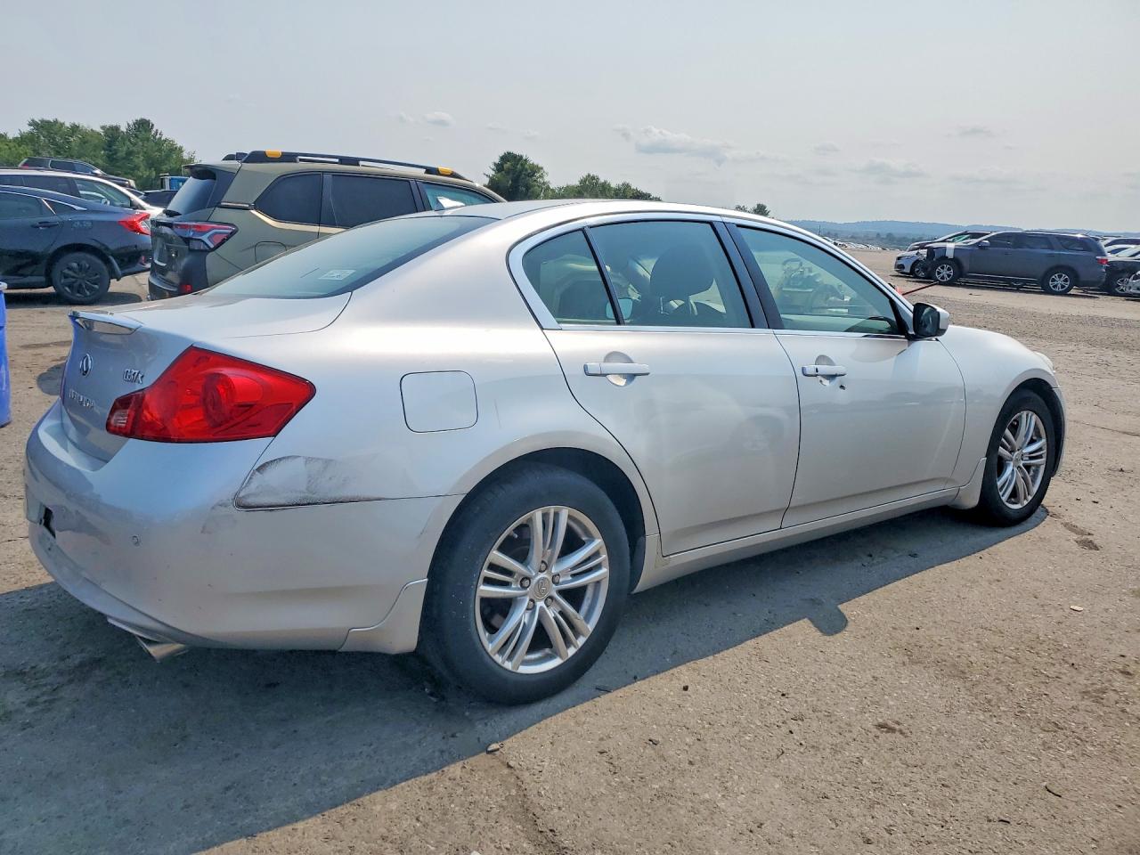 2010 Infiniti G37 Sedan X Silver vin: JN1CV6AR5AM253875