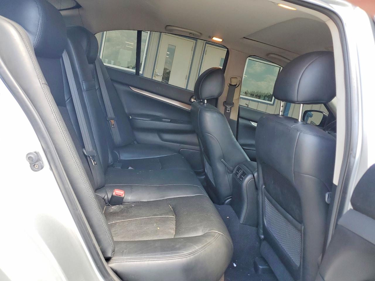 2010 Infiniti G37 Sedan X Silver vin: JN1CV6AR5AM255030
