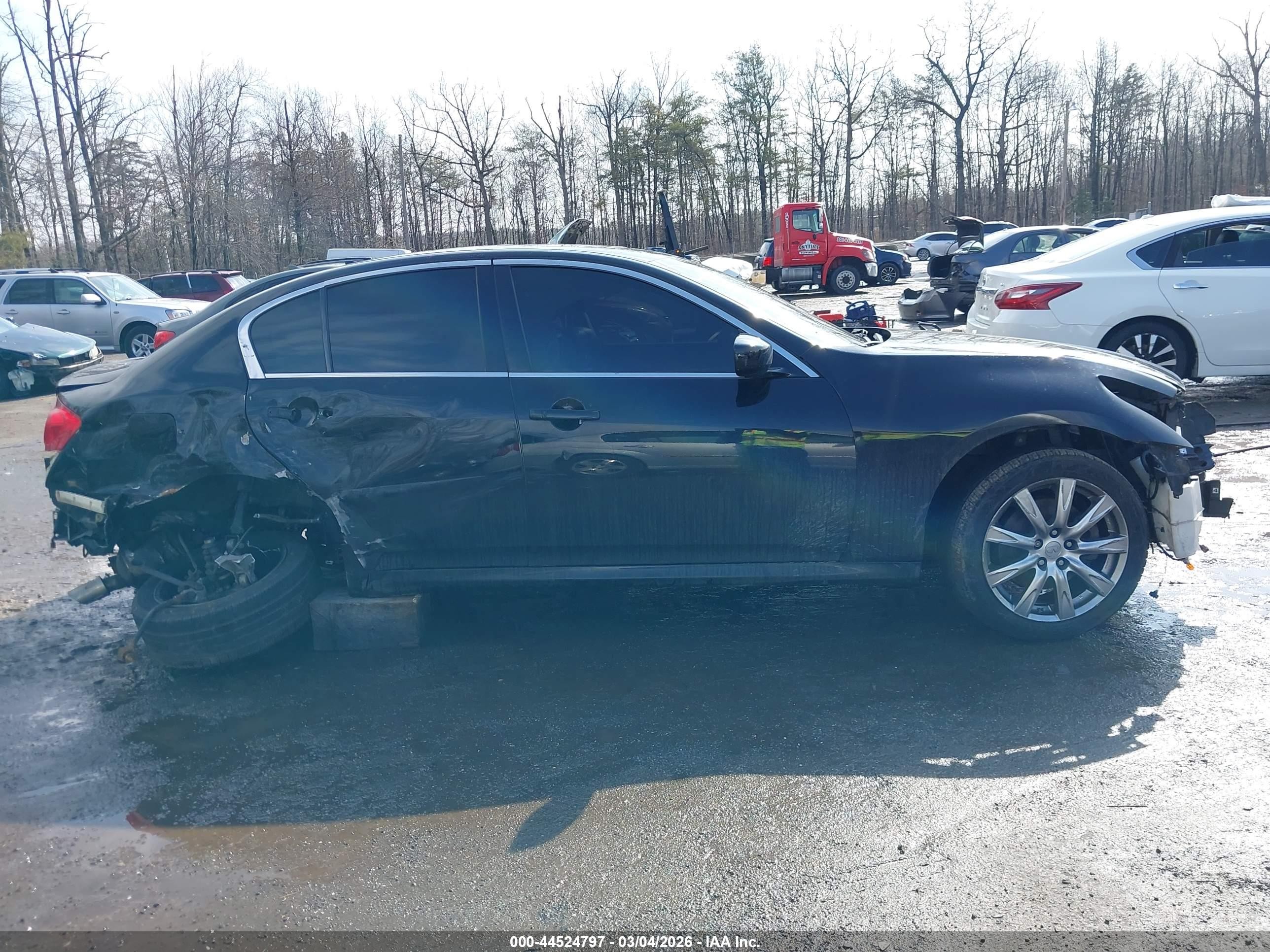 2011 Infiniti G37x   Черный vin: JN1CV6AR5BM353220