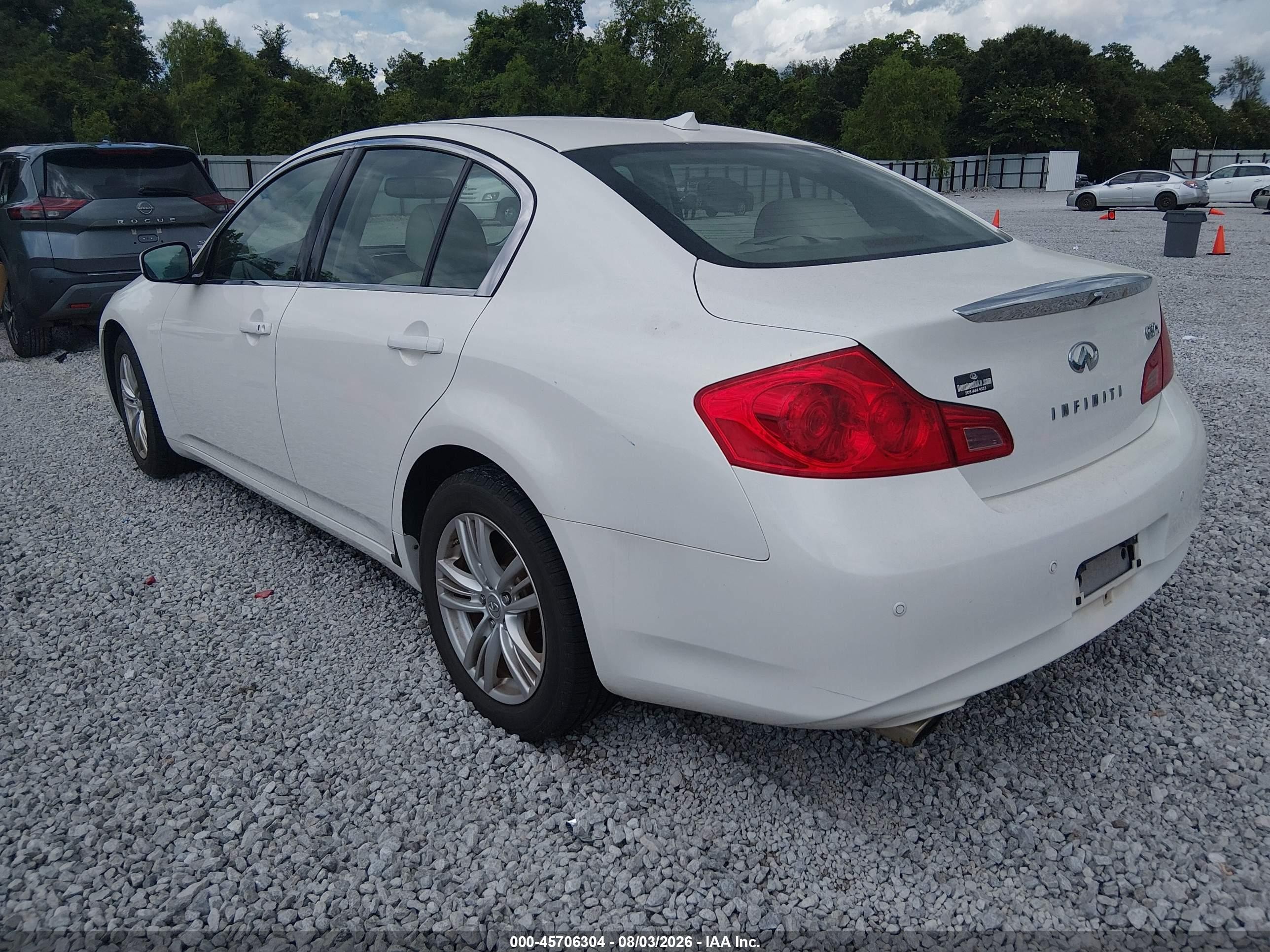 2011 Infiniti G37x   Белый vin: JN1CV6AR5BM404179