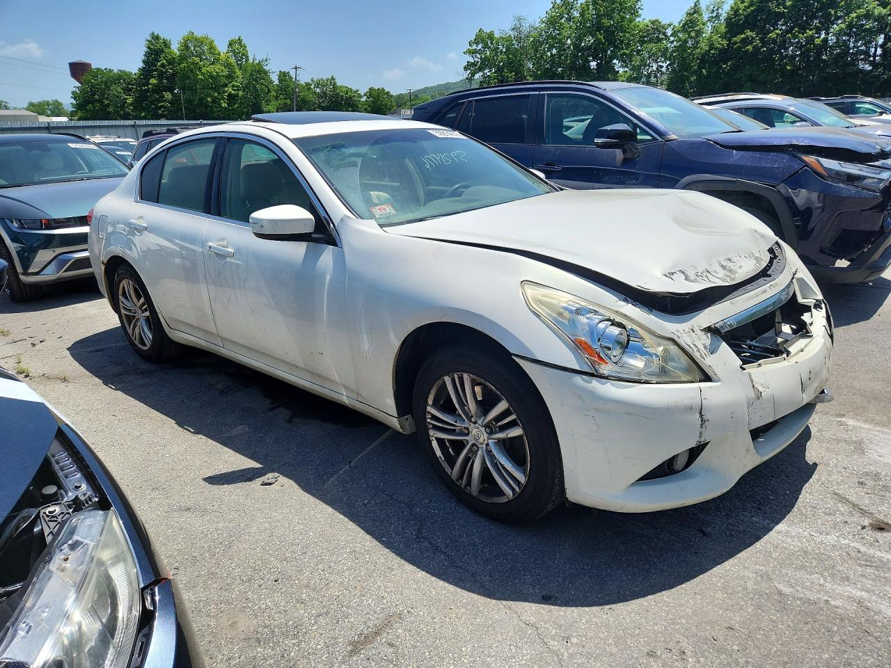 2012 Infiniti G37 Sedan White vin: JN1CV6AR5CM673381
