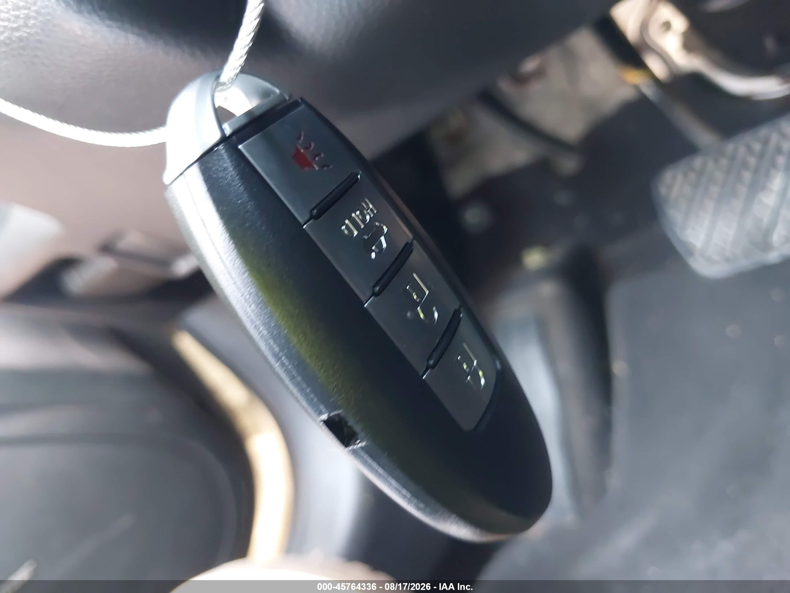 2012 Infiniti G37x   Белый vin: JN1CV6AR5CM674448