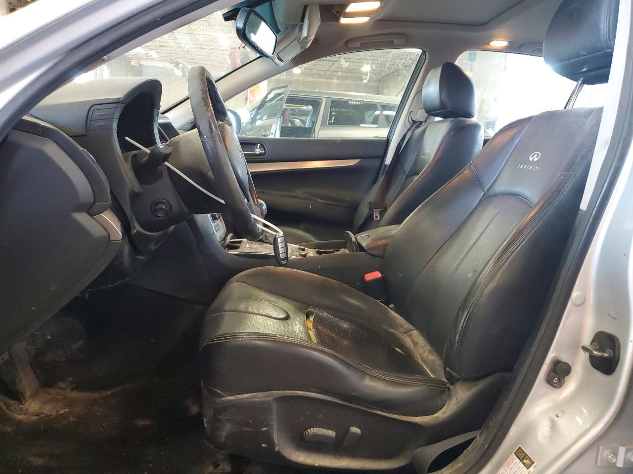 2012 Infiniti G37 Sedan X Серебряный vin: JN1CV6AR5CM971400