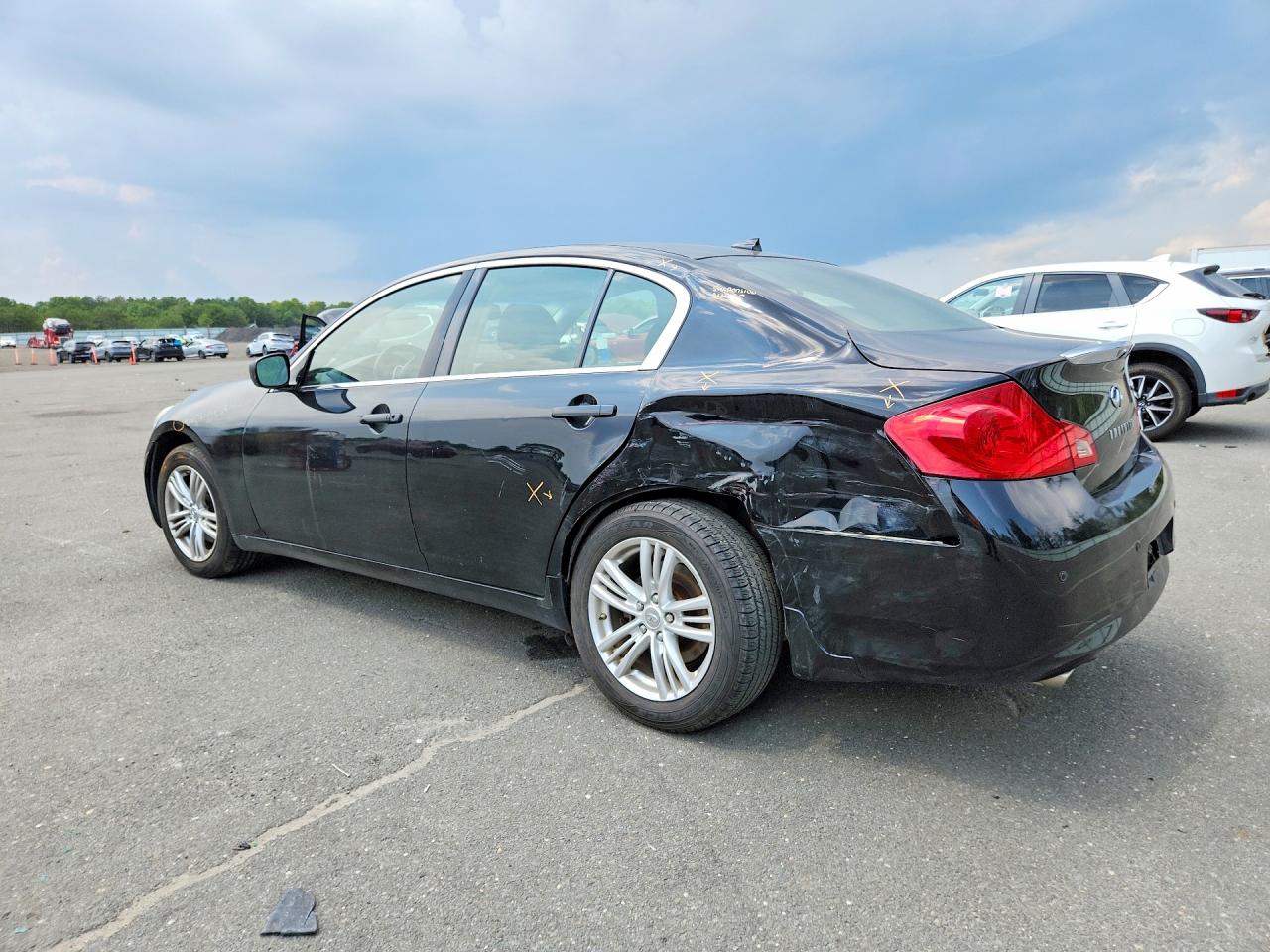 2013 Infiniti G37 Sedan X Черный vin: JN1CV6AR5DM351289