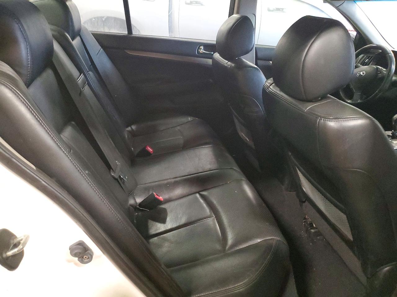 2013 Infiniti G37 Sedan X Белый vin: JN1CV6AR5DM352832