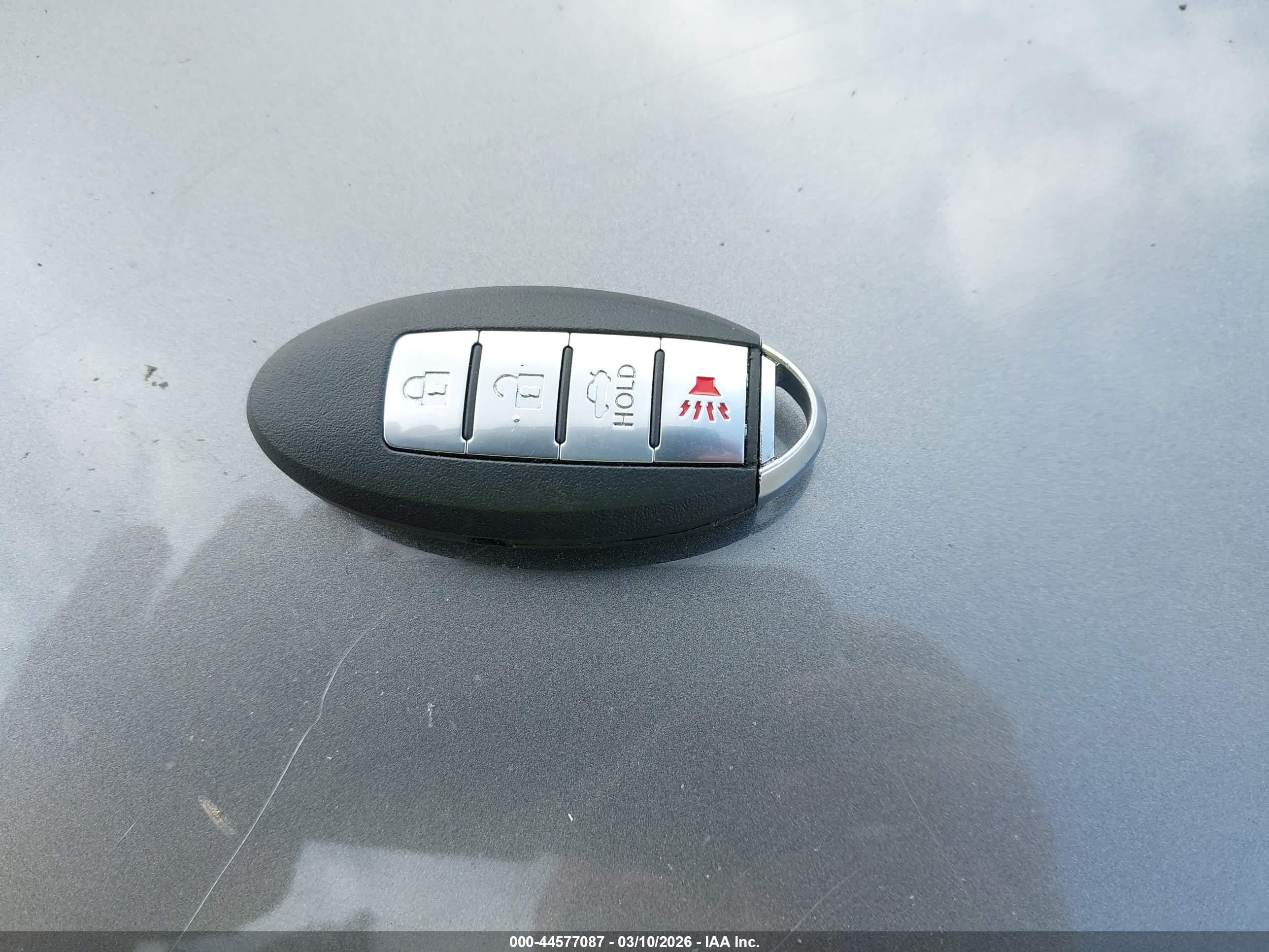 2013 Infiniti G37x   Silver vin: JN1CV6AR5DM353057