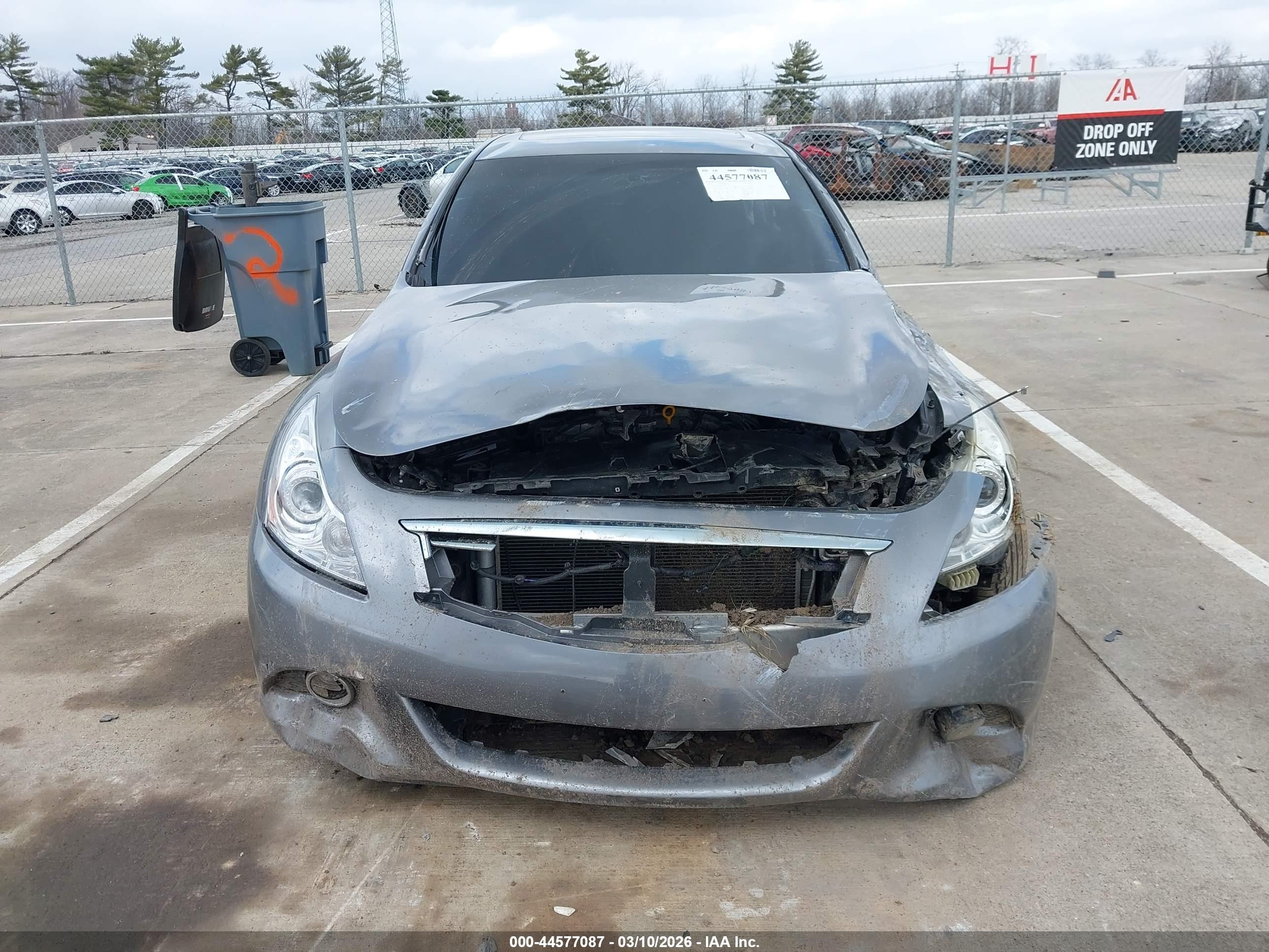 2013 Infiniti G37x   Silver vin: JN1CV6AR5DM353057