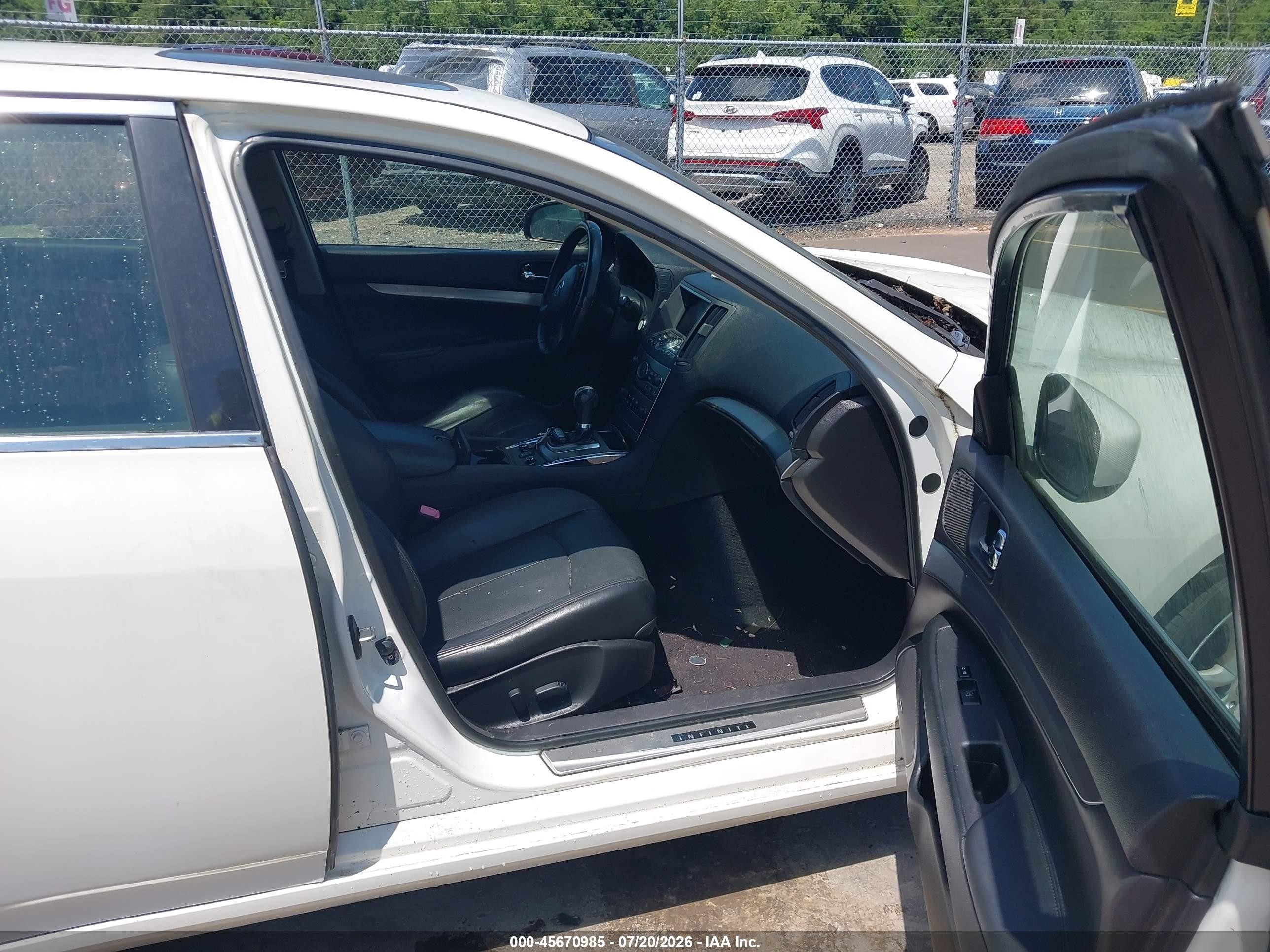 2013 Infiniti G37x   Белый vin: JN1CV6AR5DM759937