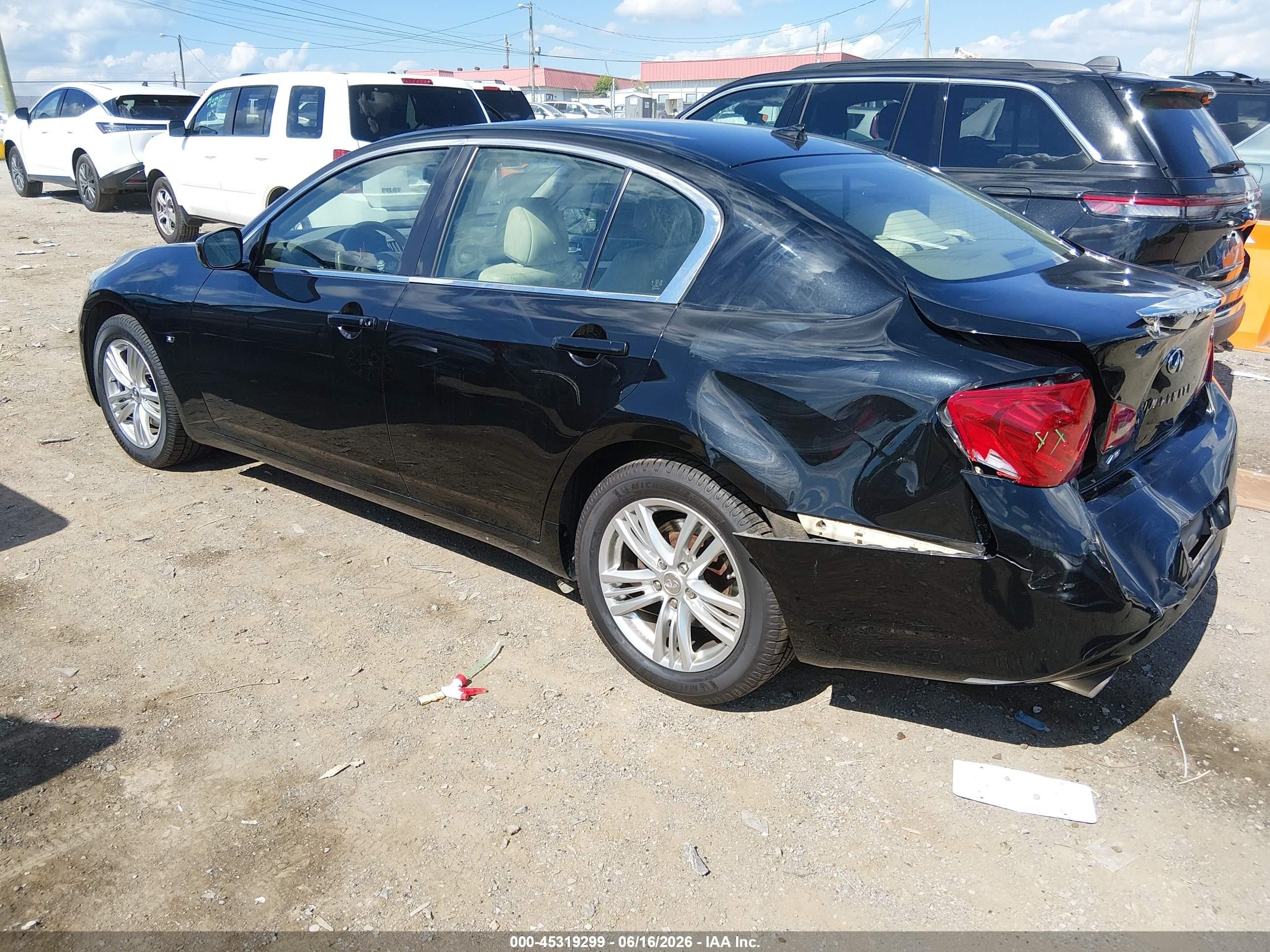 2015 Infiniti Q40   Black vin: JN1CV6AR5FM521654