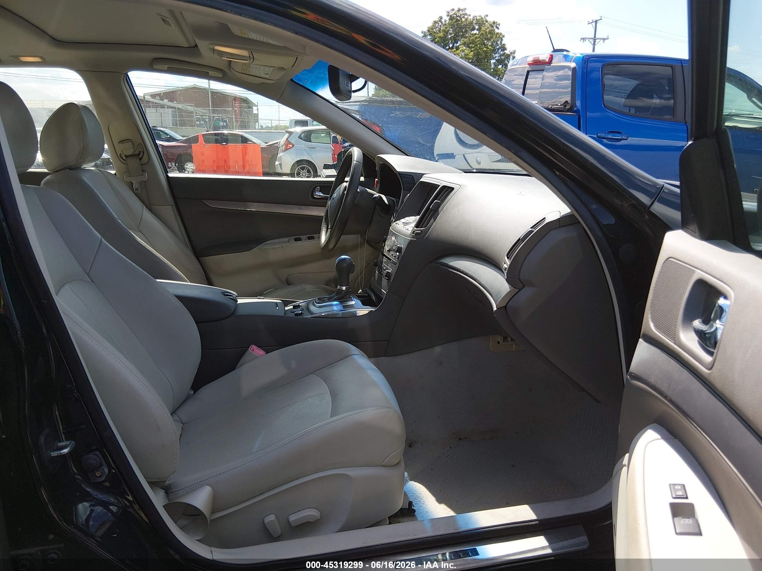 2015 Infiniti Q40   Black vin: JN1CV6AR5FM521654