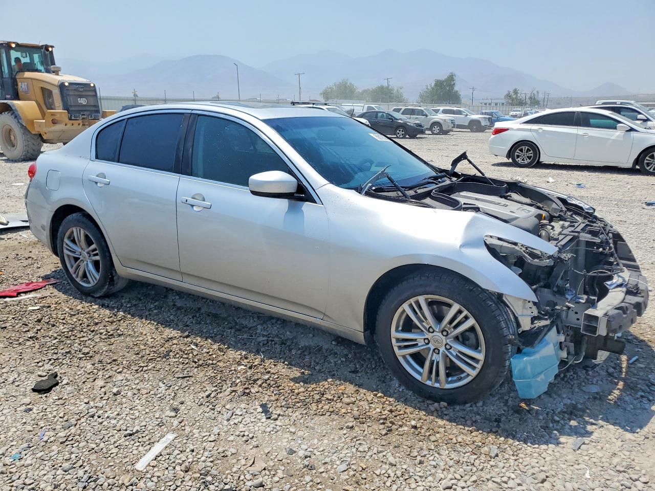 2015 Infiniti Q40 Base Silver vin: JN1CV6AR5FM651353