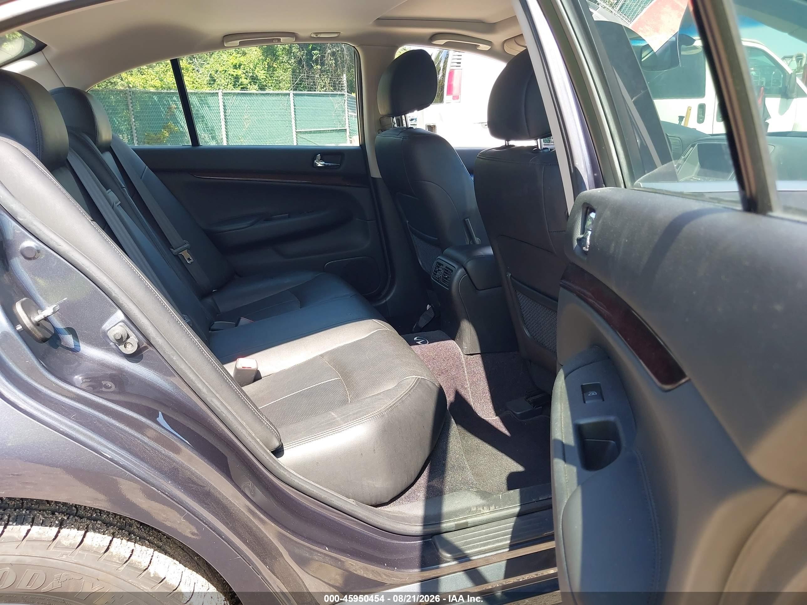 2010 Infiniti G37x   Серый vin: JN1CV6AR6AM252251