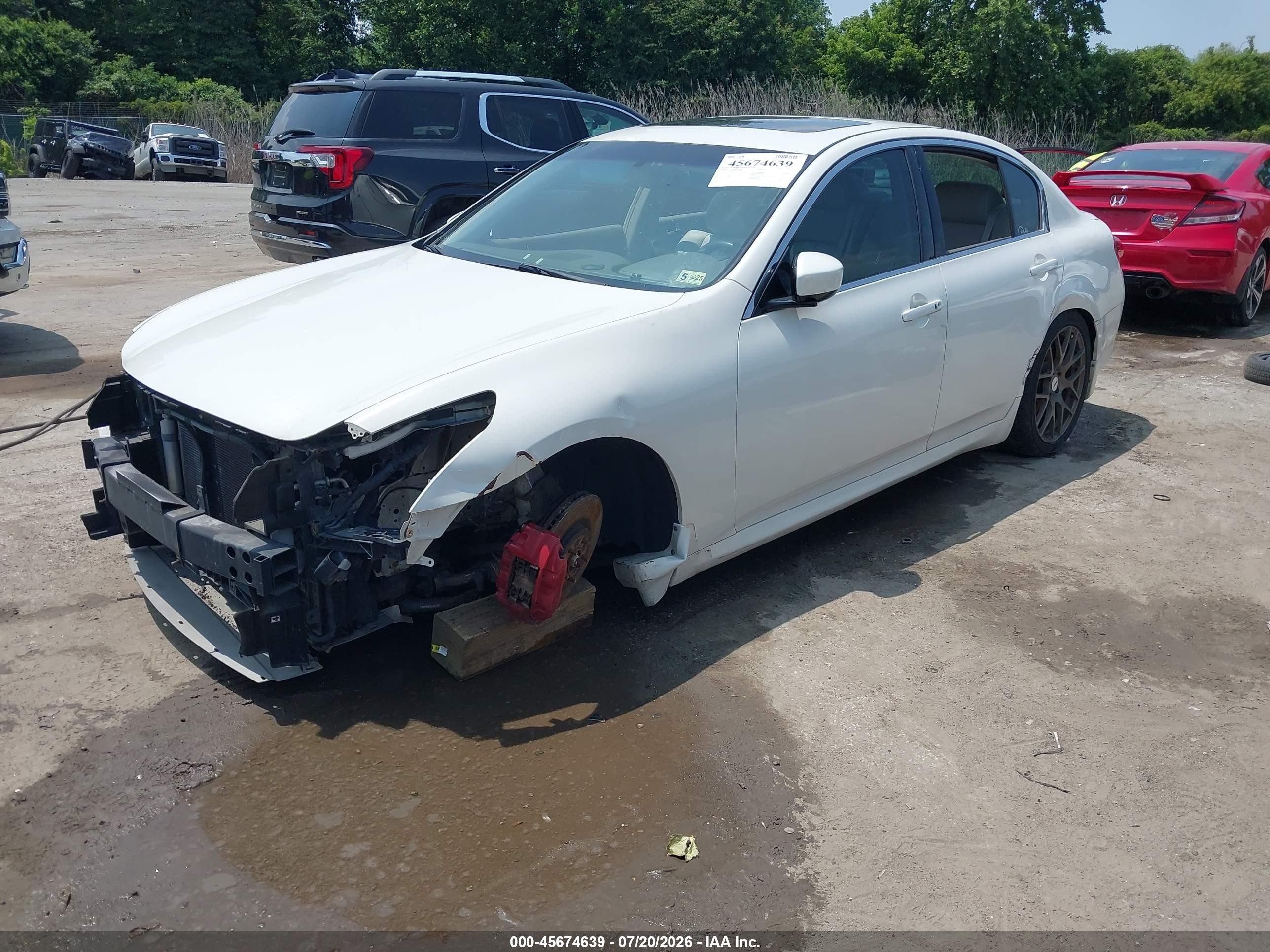 2010 Infiniti G37x   White vin: JN1CV6AR6AM254890