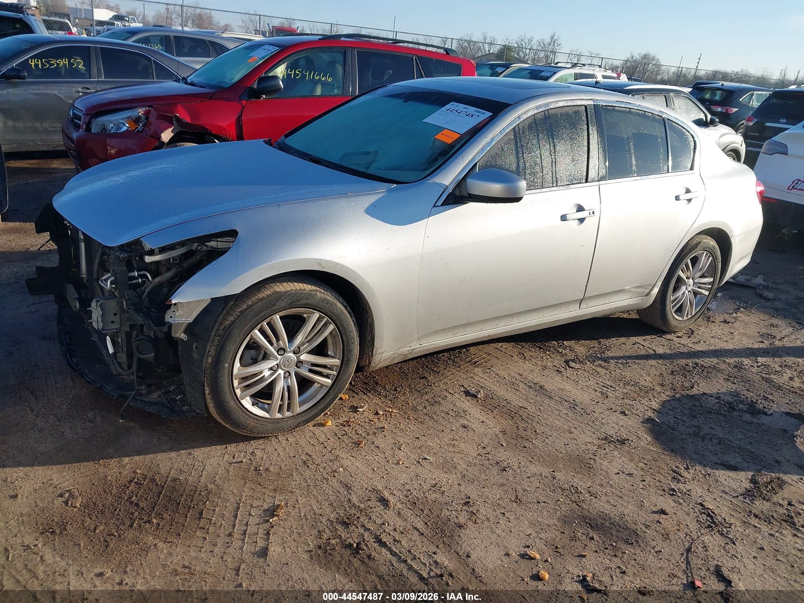 2010 Infiniti G37x   Серебряный vin: JN1CV6AR6AM452529
