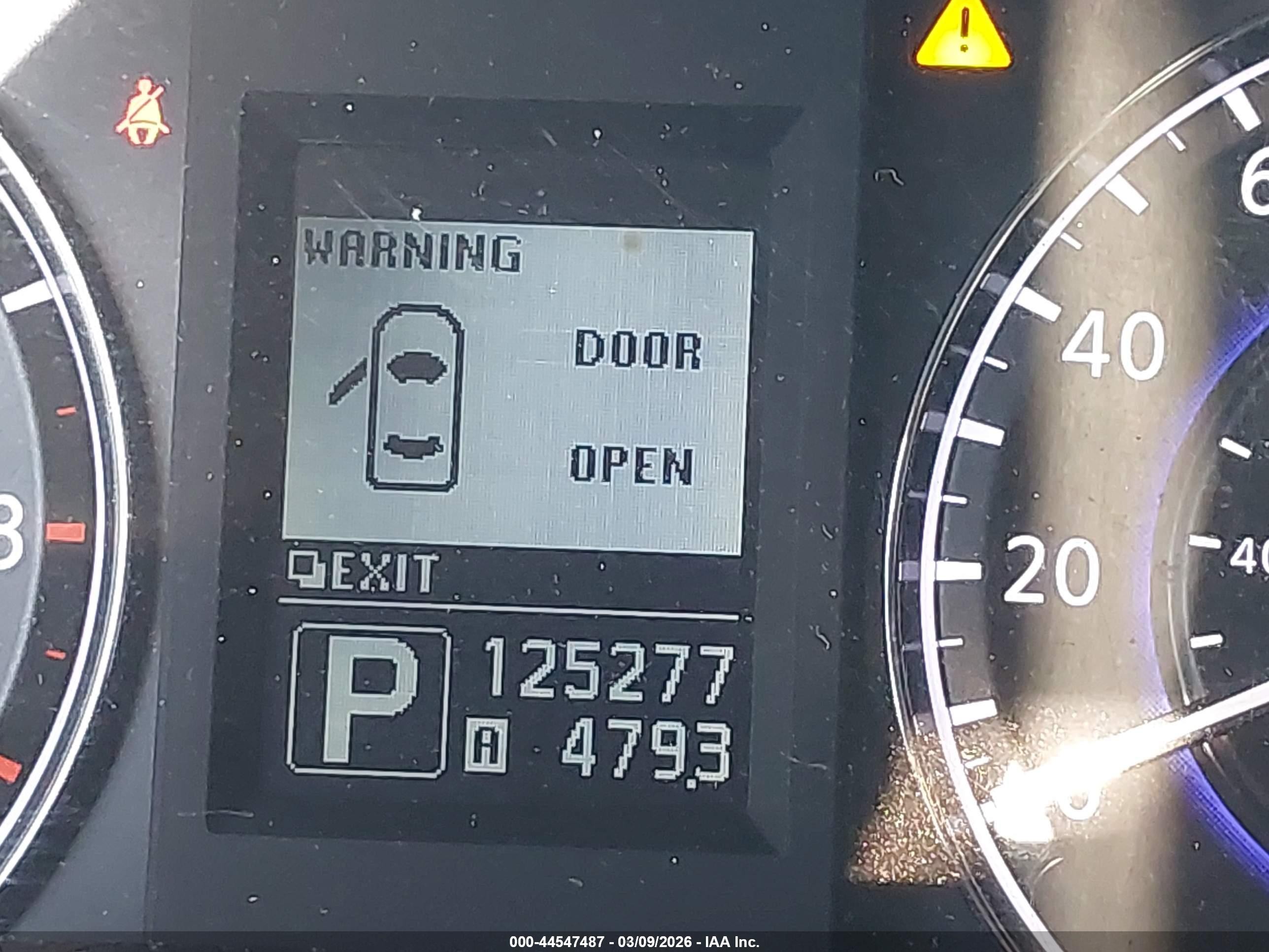2010 Infiniti G37x   Серебряный vin: JN1CV6AR6AM452529