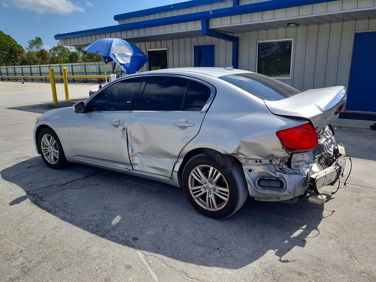 2010 Infiniti G37 Sedan X Silver vin: JN1CV6AR6AM452580