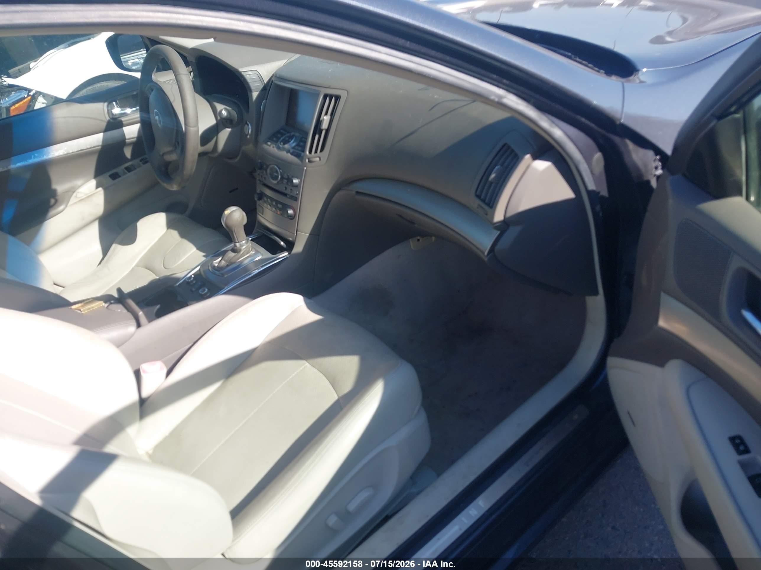 2011 Infiniti G37x   Black vin: JN1CV6AR6BM352965