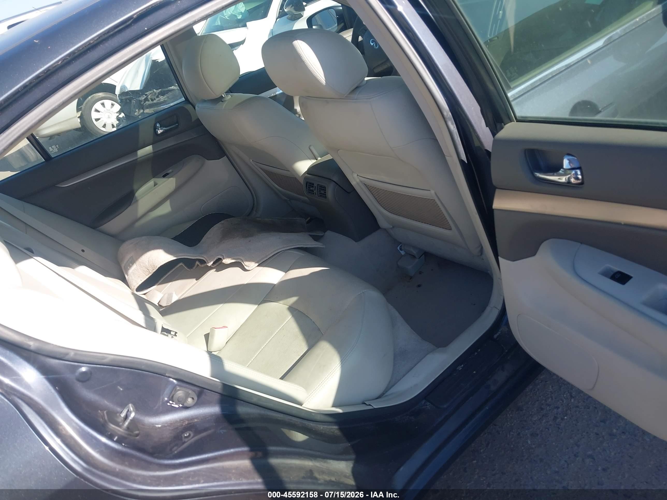 2011 Infiniti G37x   Black vin: JN1CV6AR6BM352965