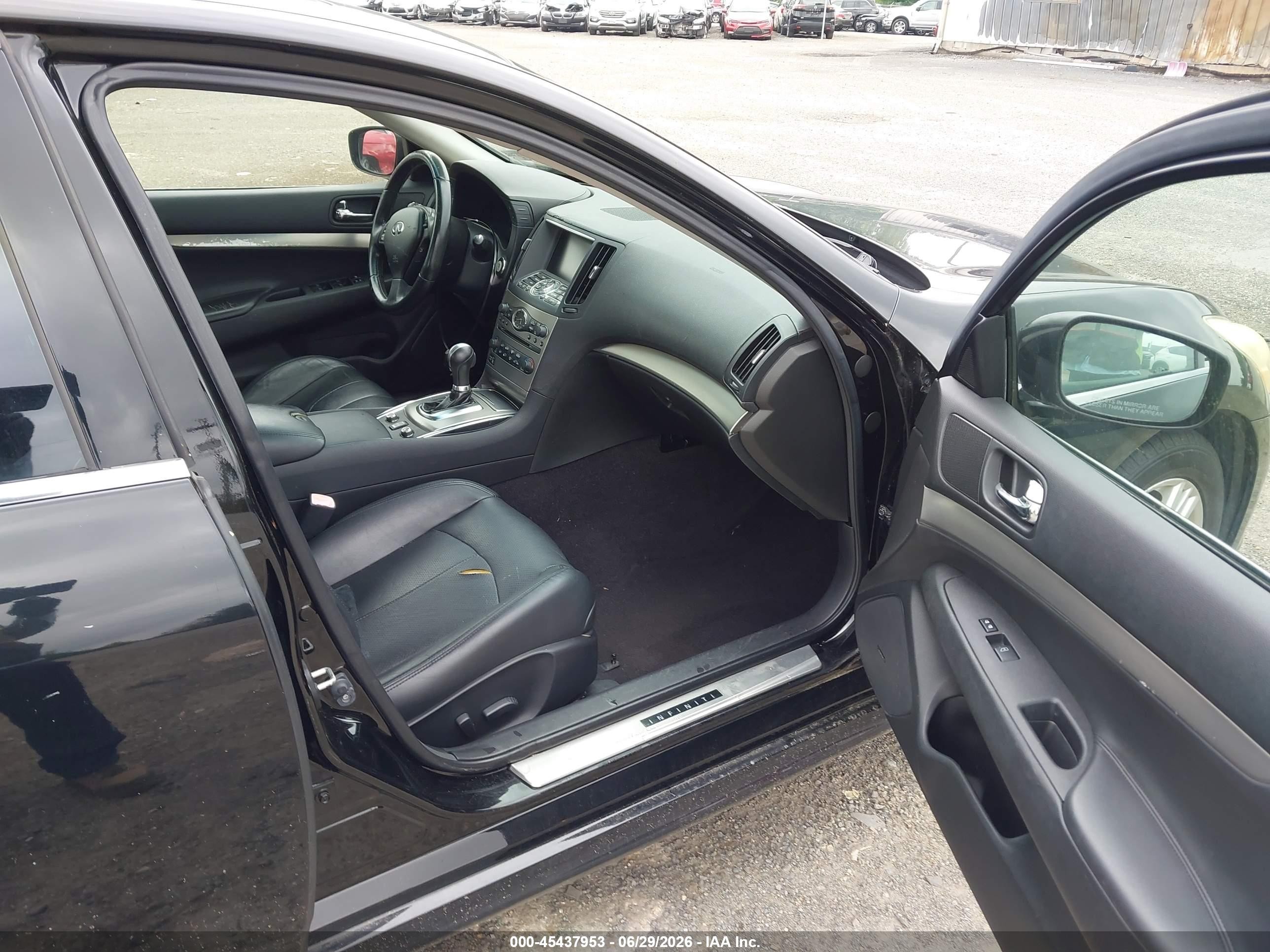 2011 Infiniti G37x   Black vin: JN1CV6AR6BM405633