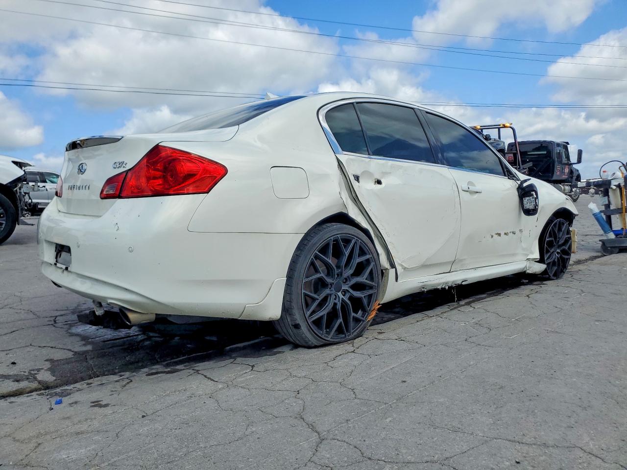 2012 Infiniti G37 Sedan X White vin: JN1CV6AR6CM672157