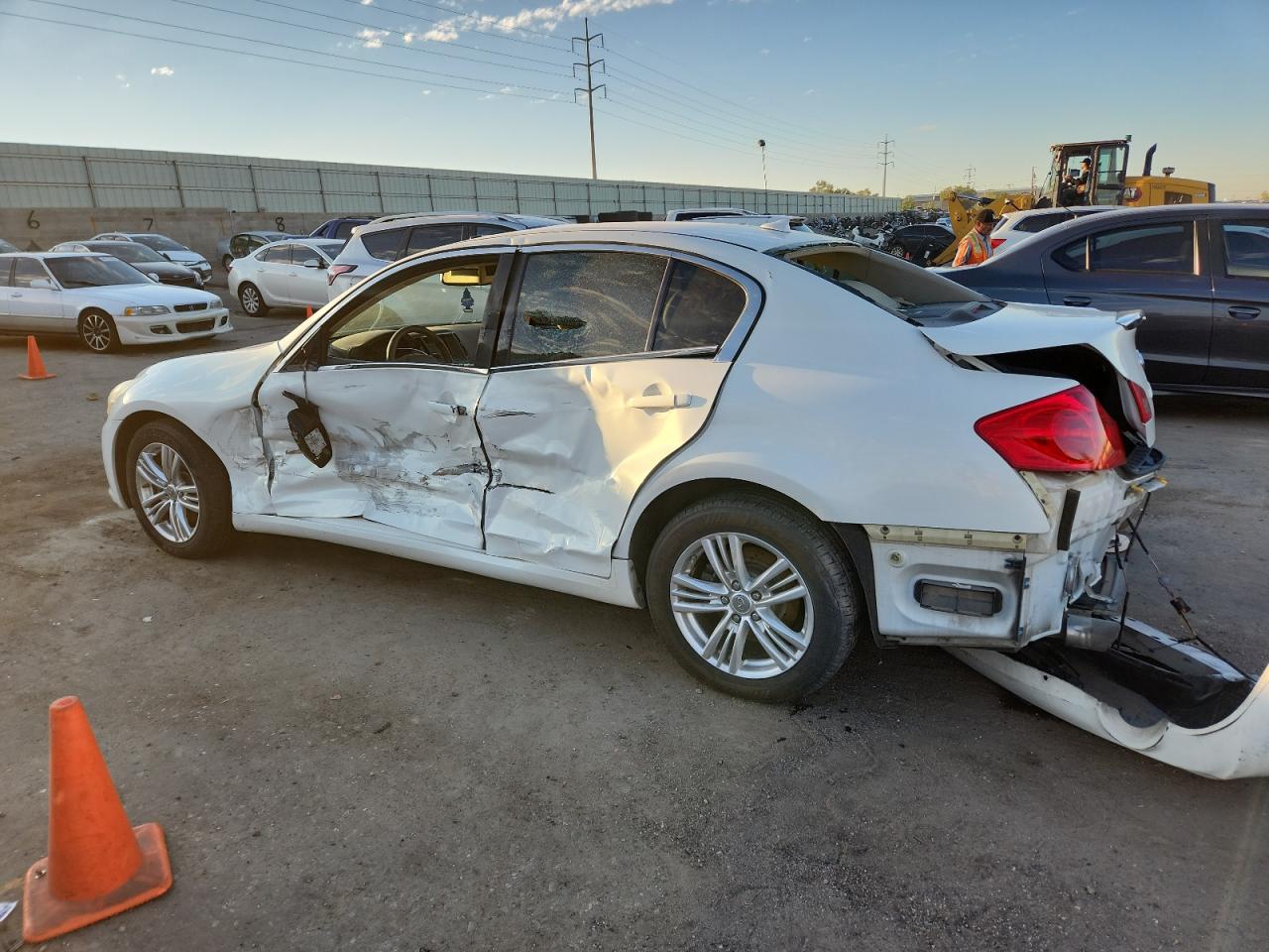 2012 Infiniti G37 White vin: JN1CV6AR6CM673650