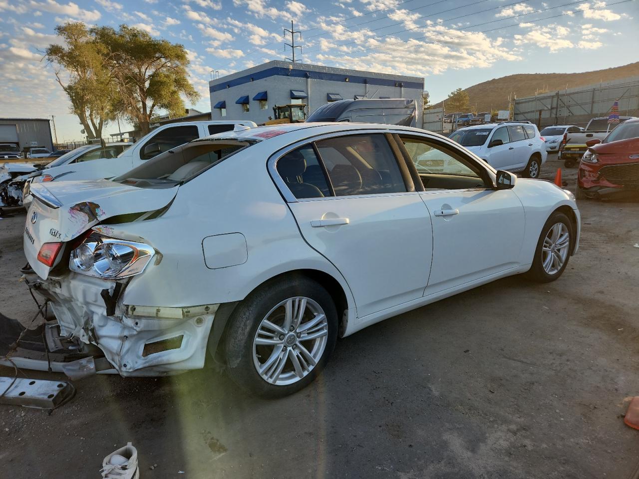 2012 Infiniti G37 White vin: JN1CV6AR6CM673650