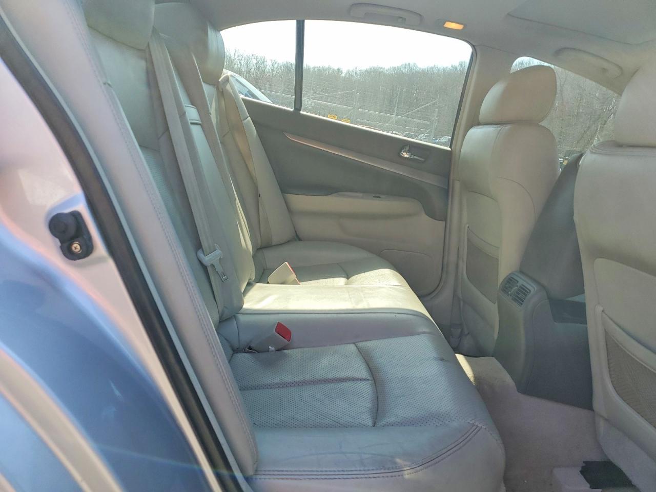 2012 Infiniti G37 Sedan X Silver vin: JN1CV6AR6CM976167