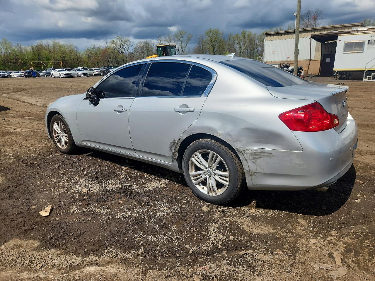 2013 Infiniti G37 Sedan X Серебряный vin: JN1CV6AR6DM355237