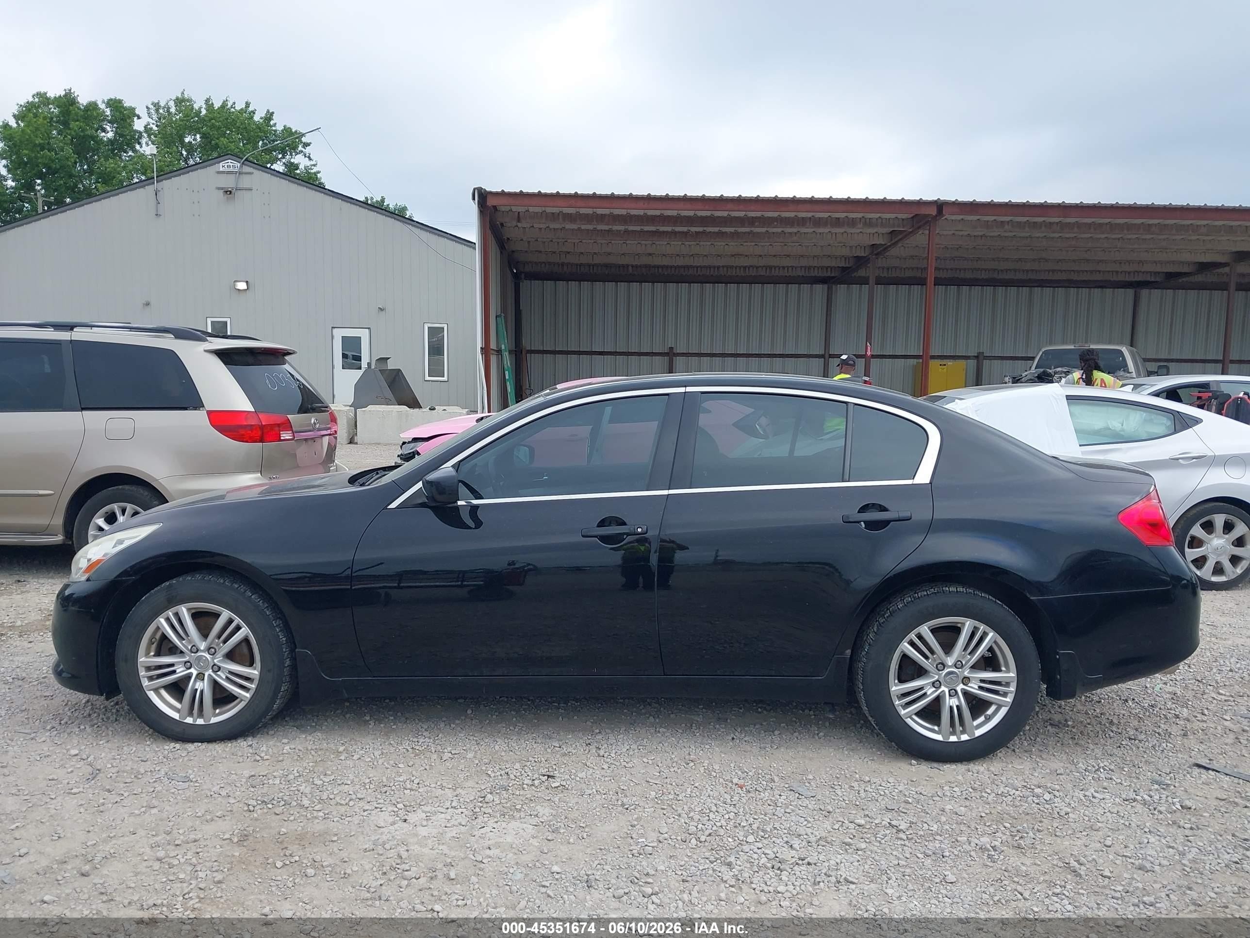 2013 Infiniti G37x   Black vin: JN1CV6AR6DM358414