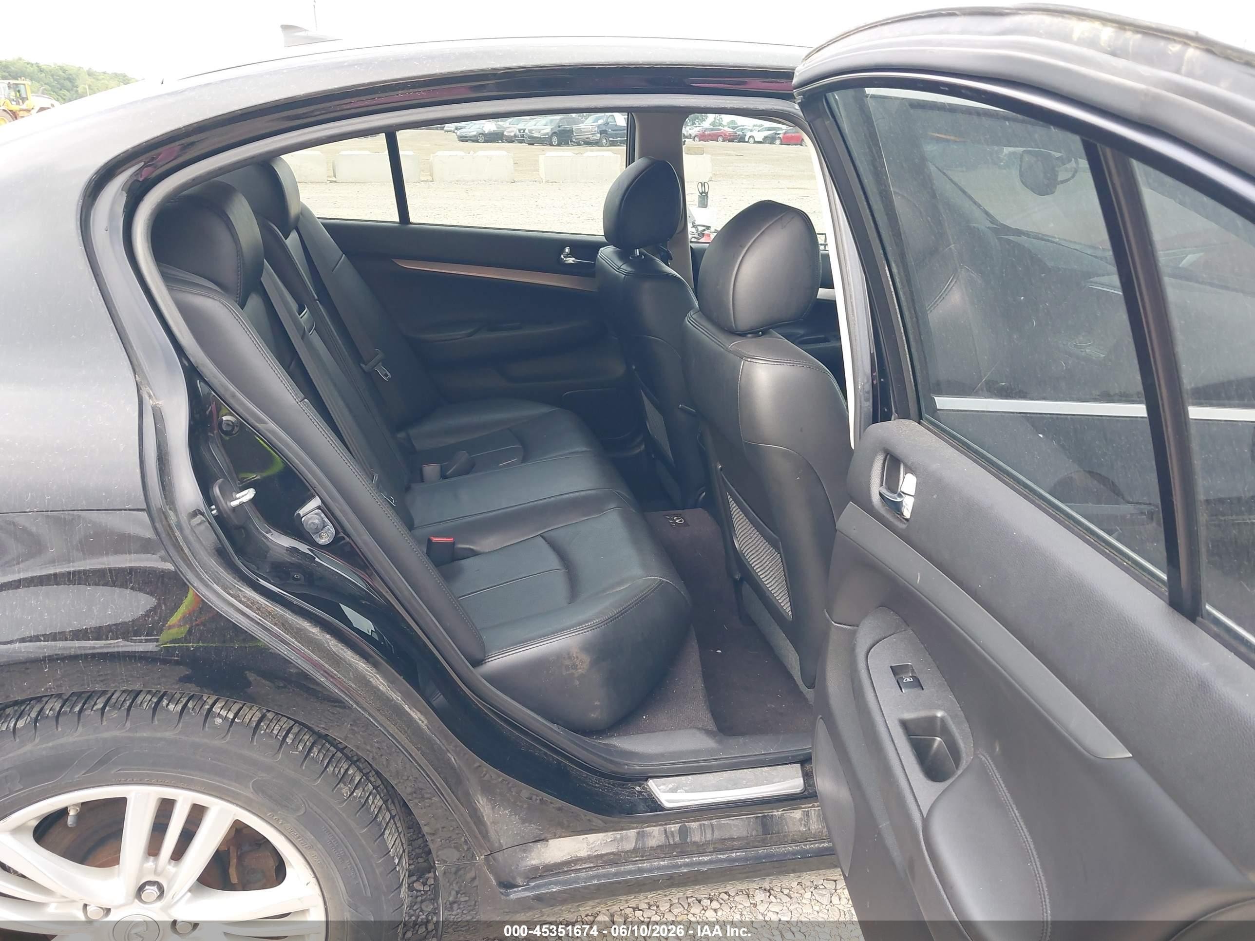 2013 Infiniti G37x   Black vin: JN1CV6AR6DM358414