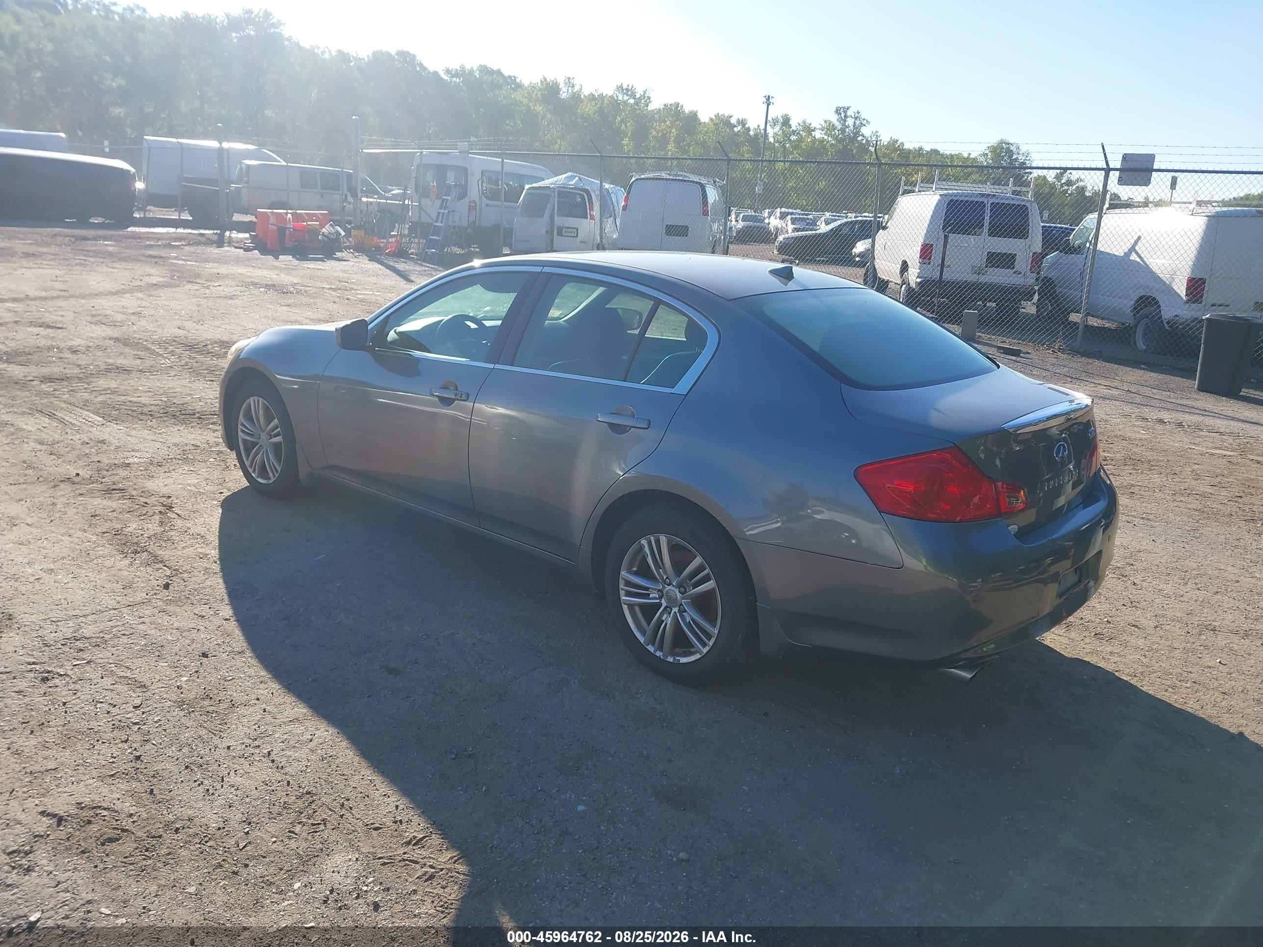 2013 Infiniti G37x   Gray vin: JN1CV6AR6DM751961