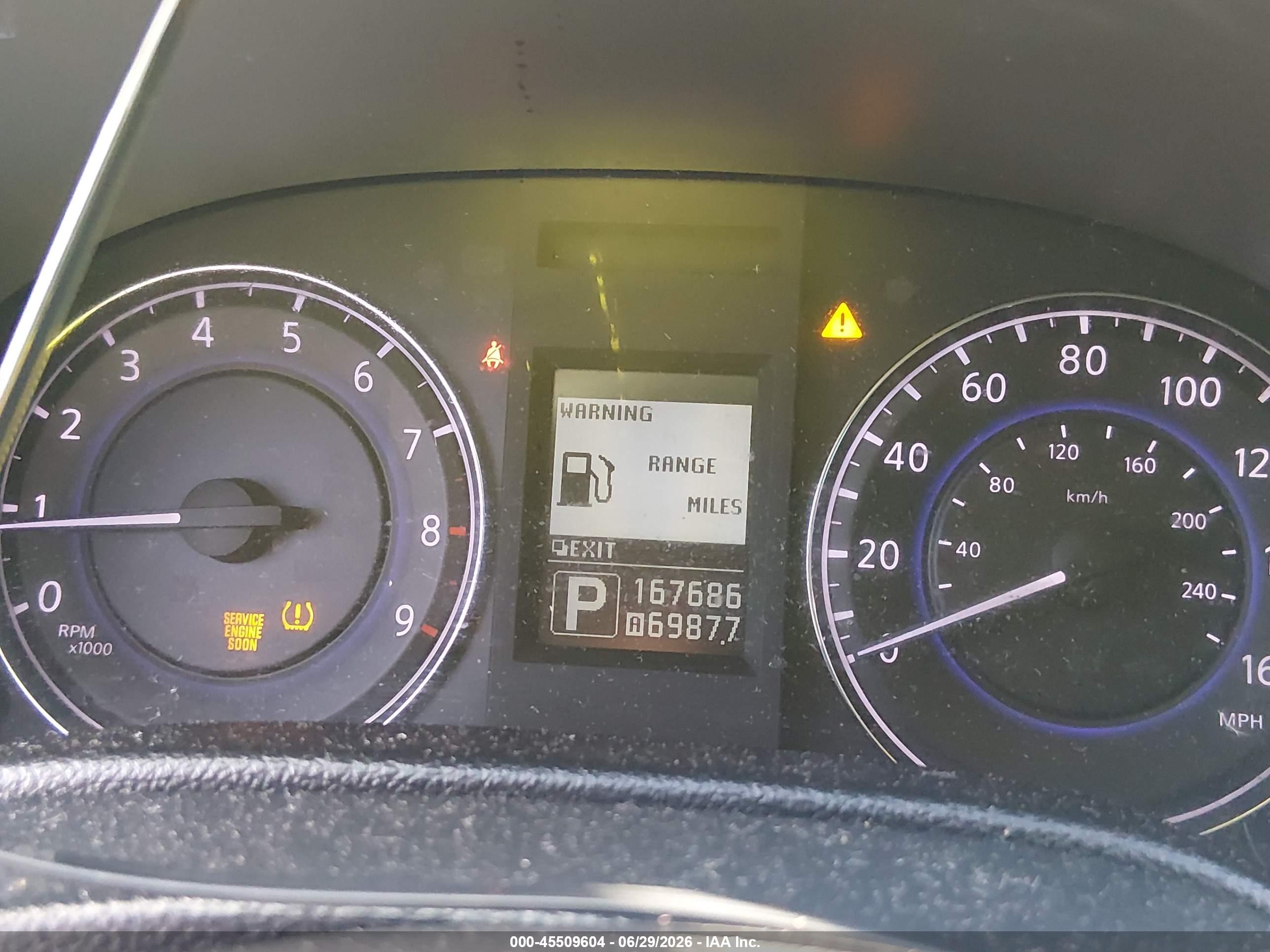 2013 Infiniti G37x   Серебряный vin: JN1CV6AR6DM758862