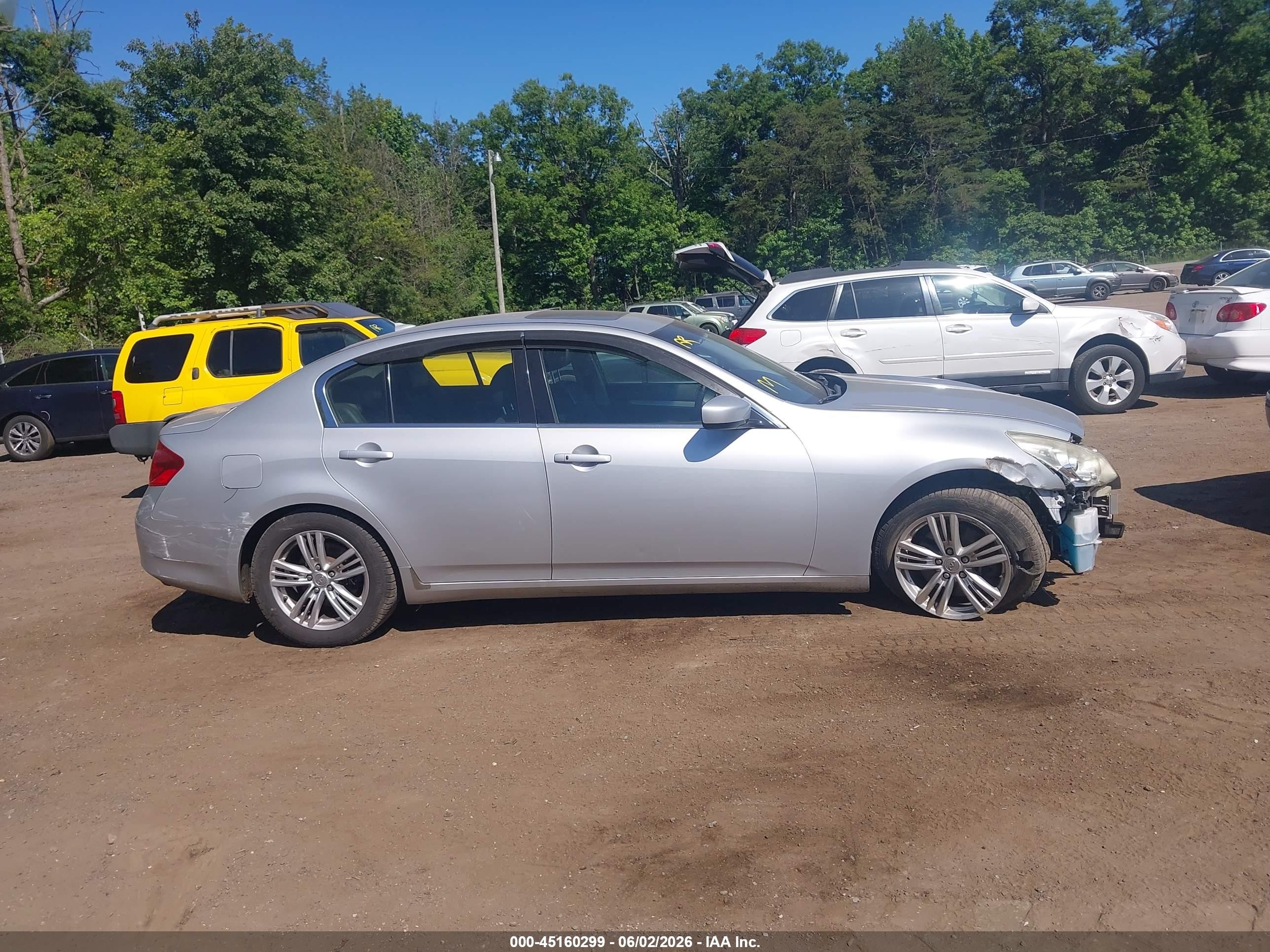 2013 Infiniti G37x   Серебряный vin: JN1CV6AR6DM765679