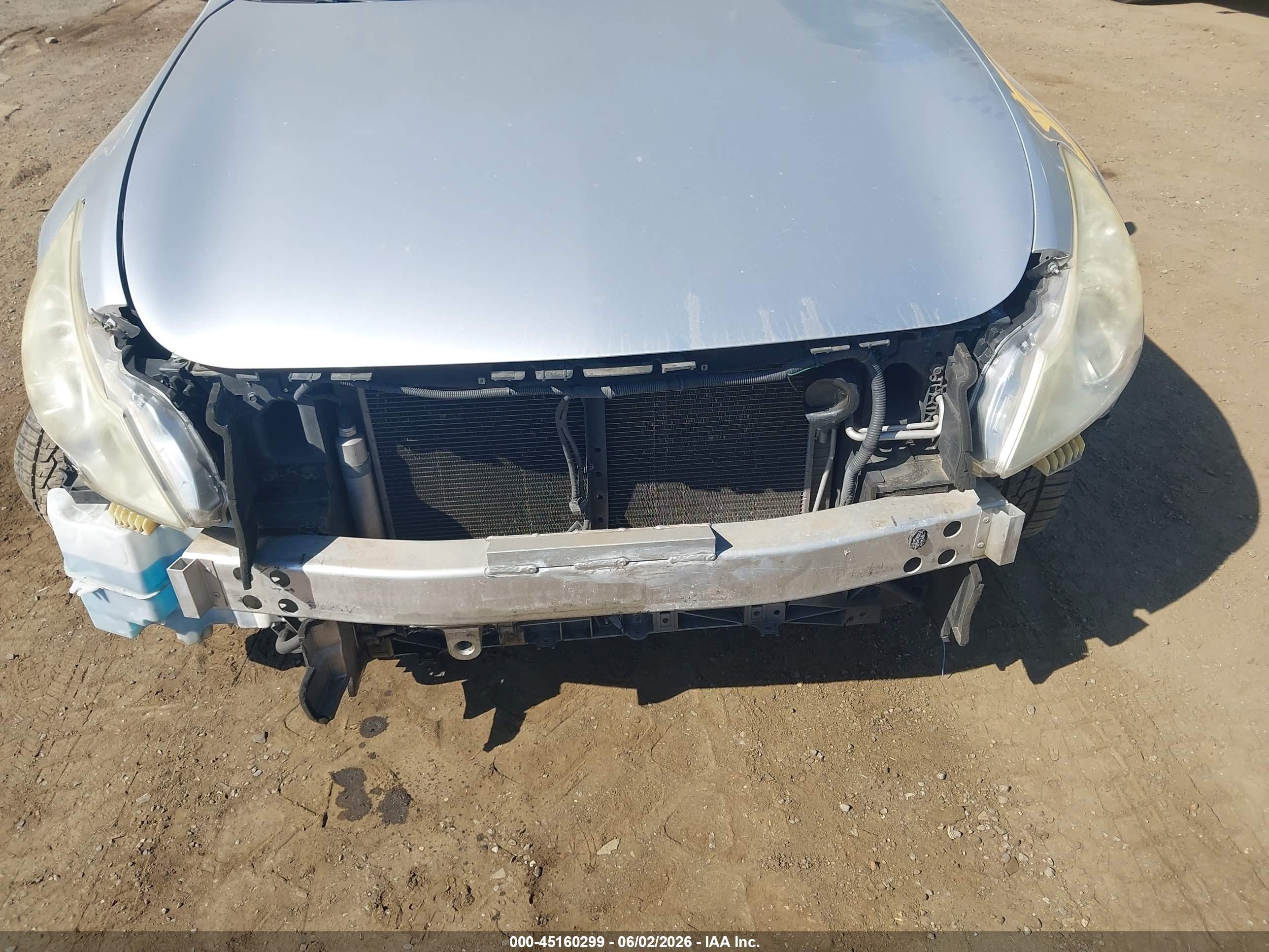 2013 Infiniti G37x   Серебряный vin: JN1CV6AR6DM765679