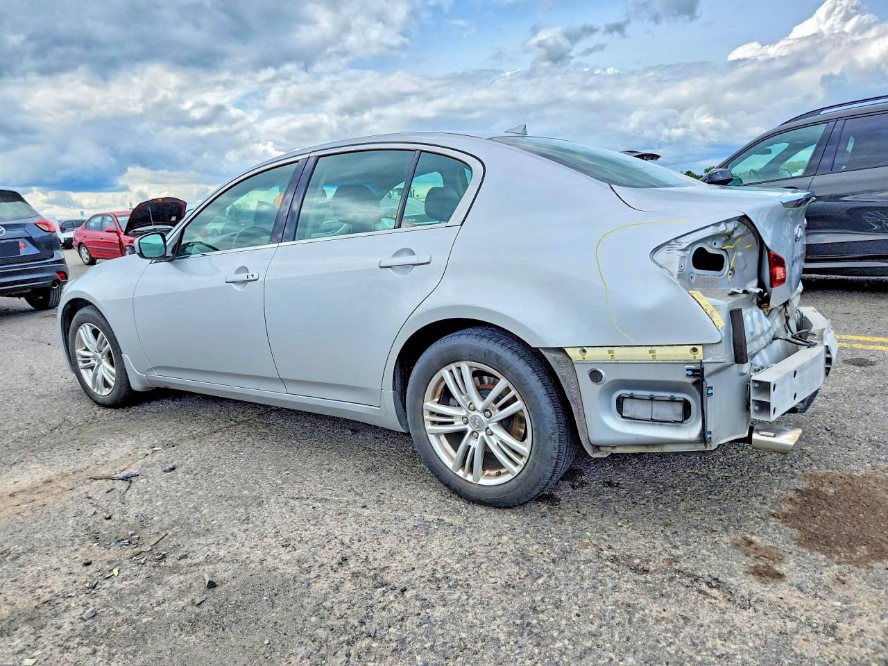 2010 Infiniti G37 Sedan X Silver vin: JN1CV6AR7AM454015