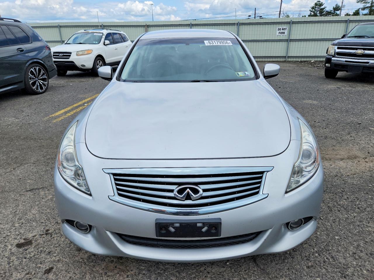 2010 Infiniti G37 Sedan X Silver vin: JN1CV6AR7AM454015
