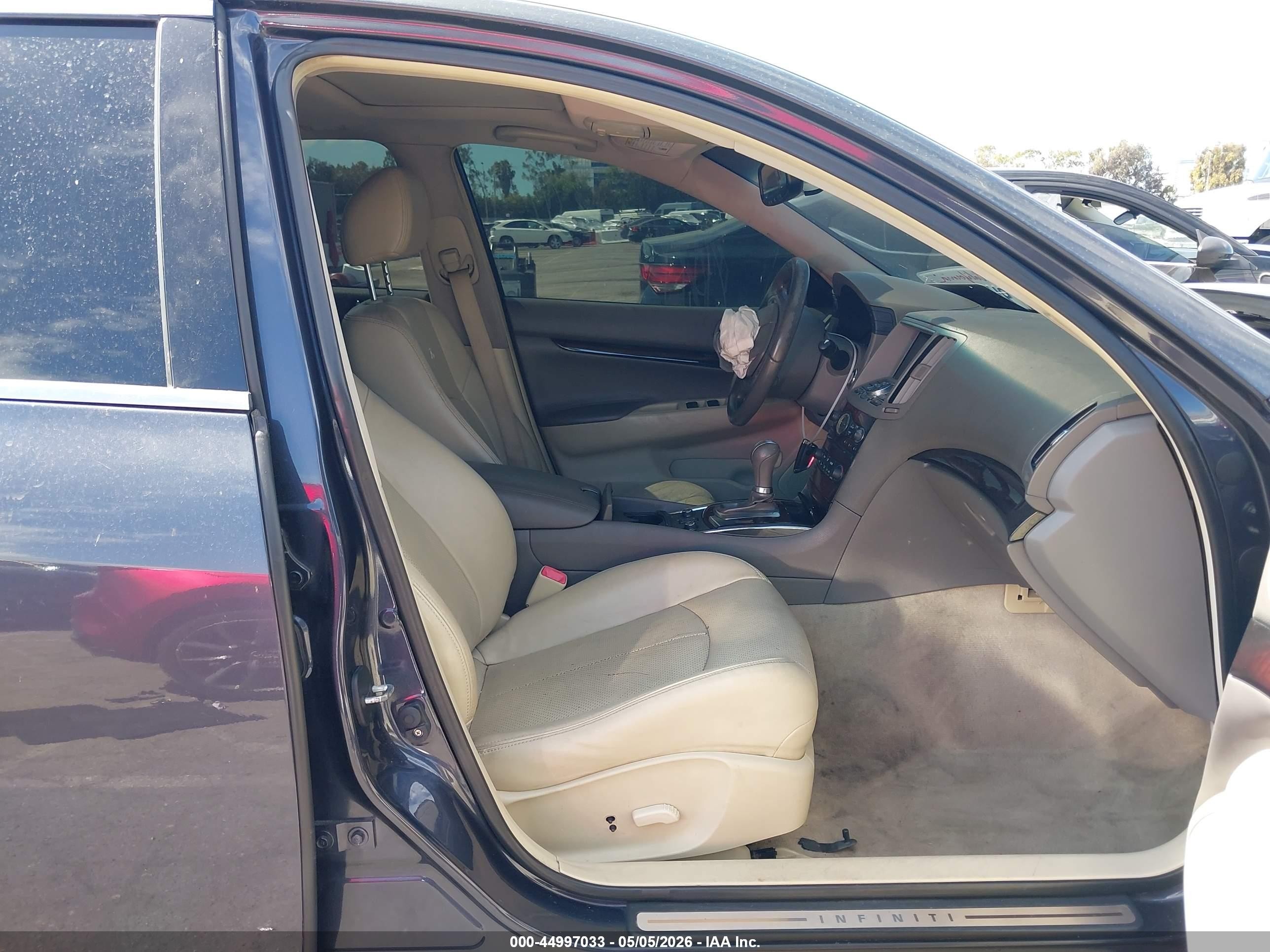 2011 Infiniti G37x   Серый vin: JN1CV6AR7BM353607