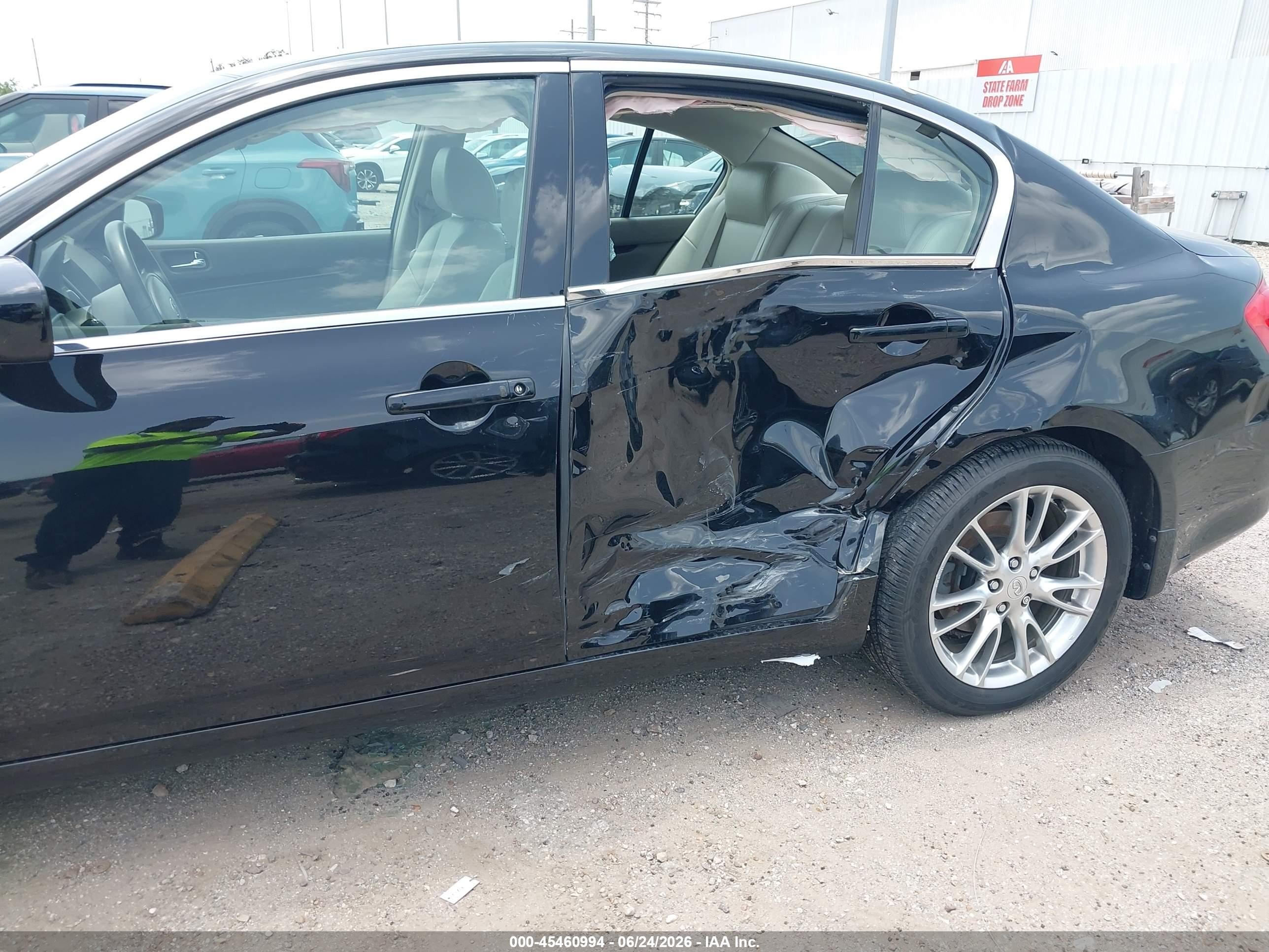 2011 Infiniti G37x   Black vin: JN1CV6AR7BM400618