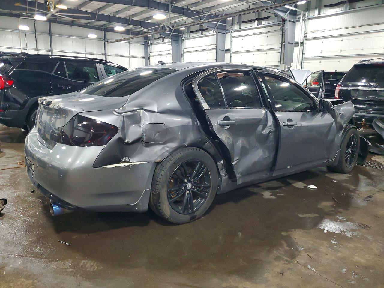2012 Infiniti G37 Sedan X Серый vin: JN1CV6AR7CM681496