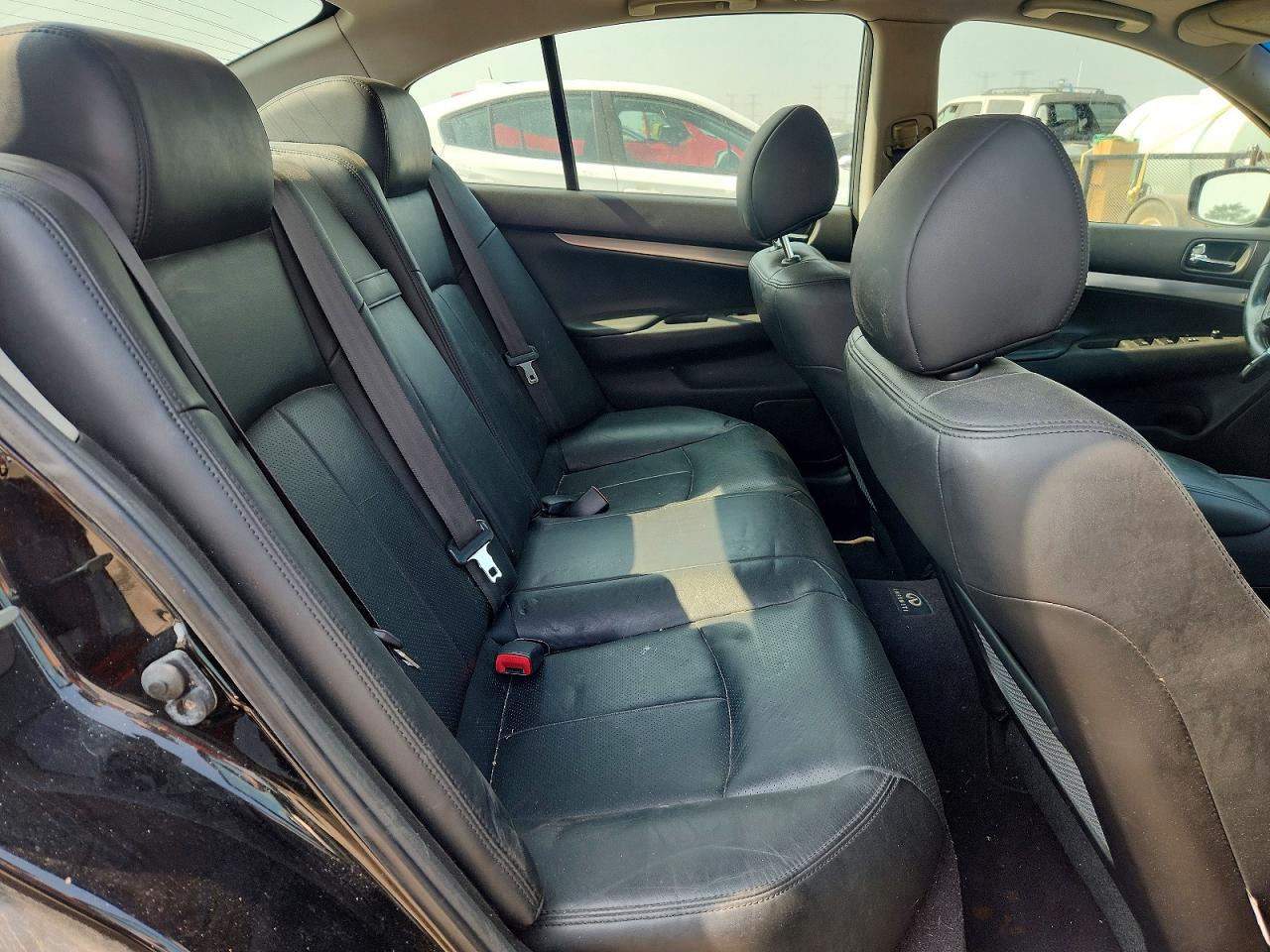 2012 Infiniti G37 Sedan X Черный vin: JN1CV6AR7CM970457
