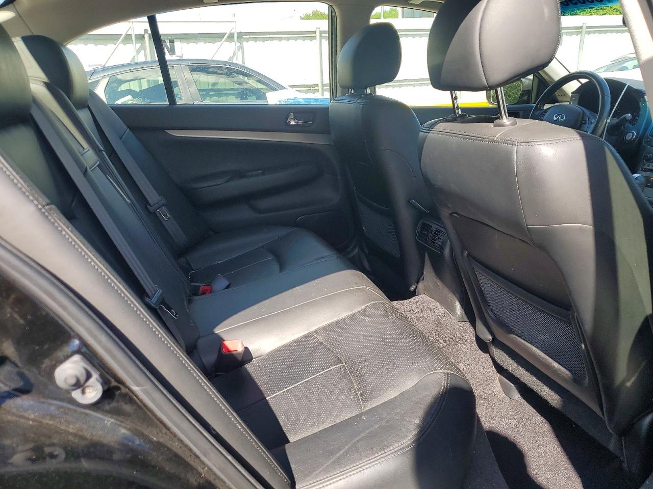 2013 Infiniti G37 Sedan X Черный vin: JN1CV6AR7DM355974